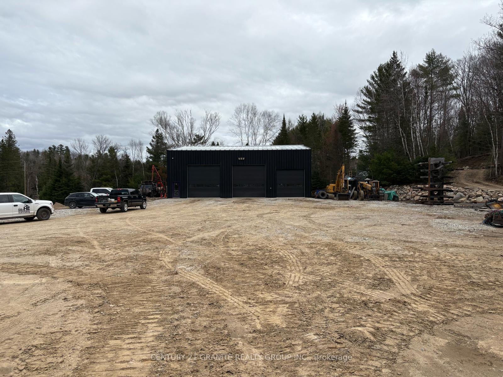 Photo 4 of 1207 Bay Lake Road, Faraday — HOMEH