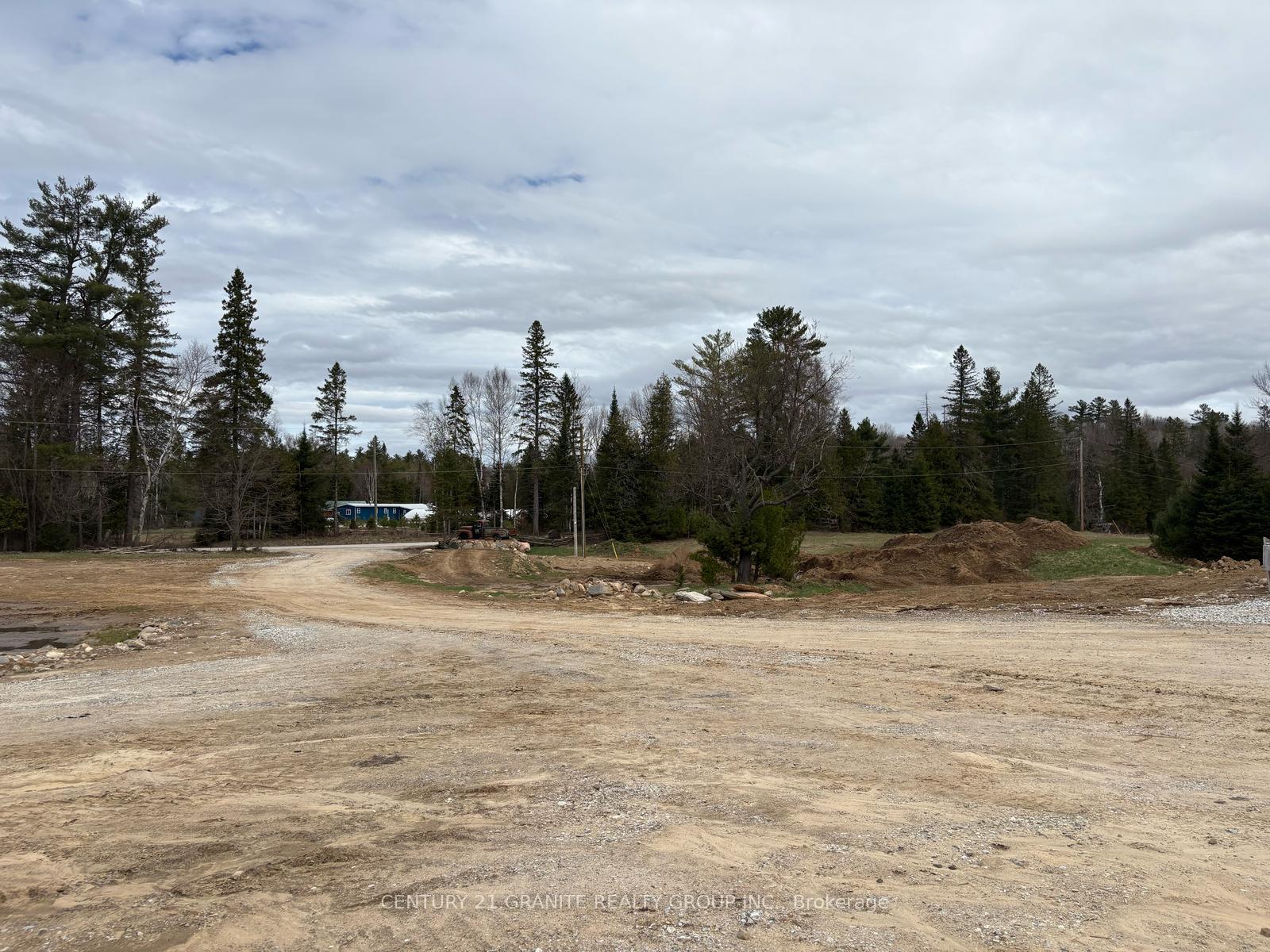 Photo 7 of 1207 Bay Lake Road, Faraday — HOMEH