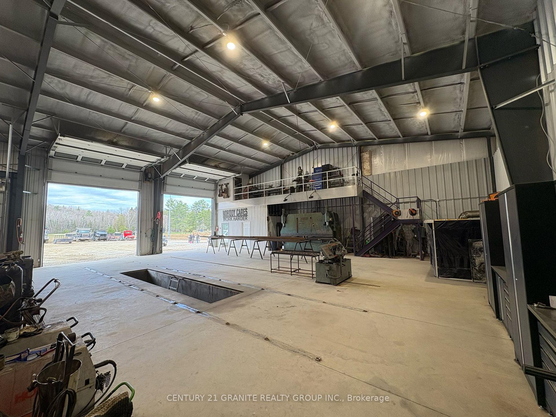 Photo 10 of 1207 Bay Lake Road, Faraday — HOMEH