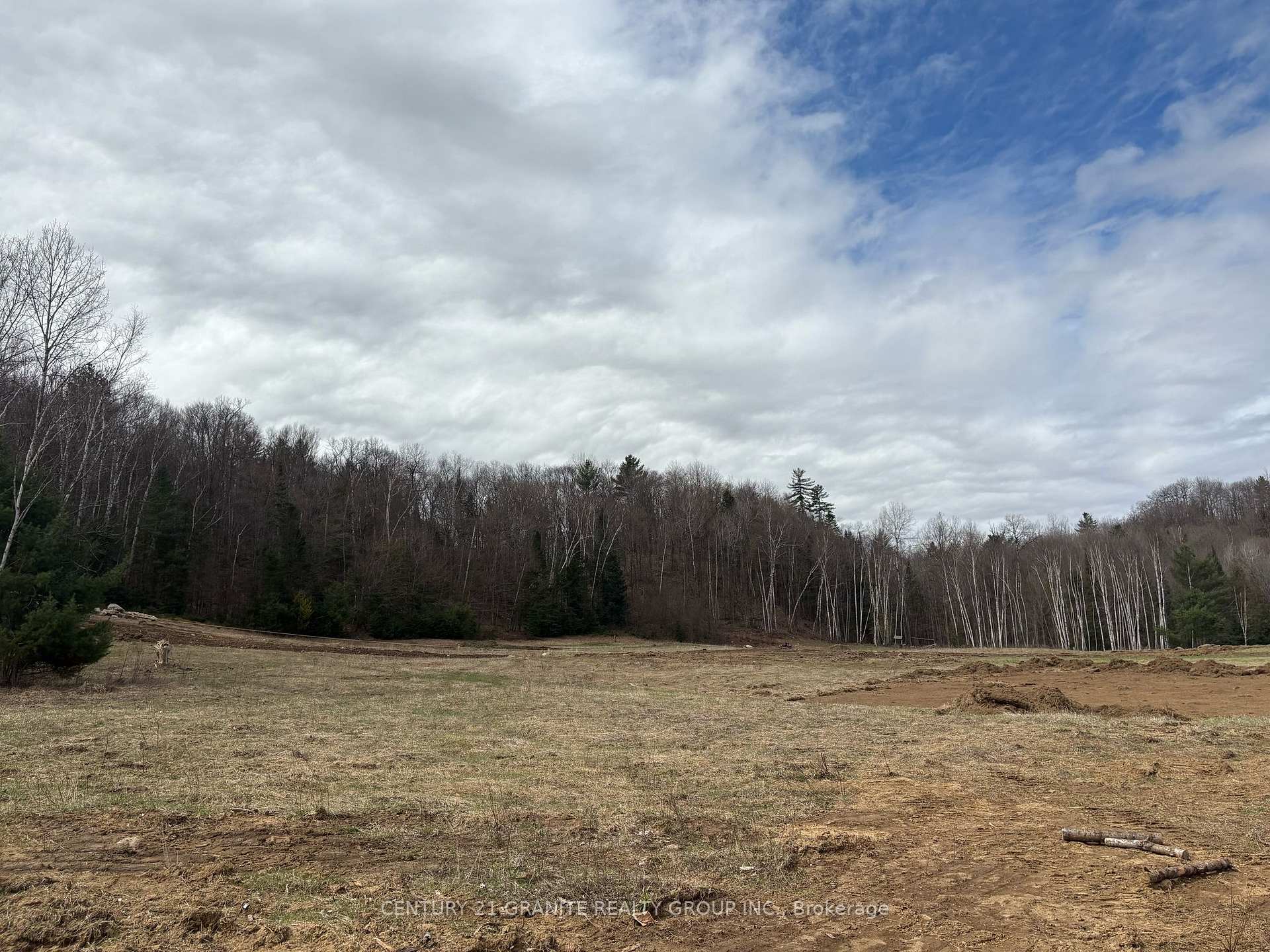 Photo 15 of 1207 Bay Lake Road, Faraday — HOMEH