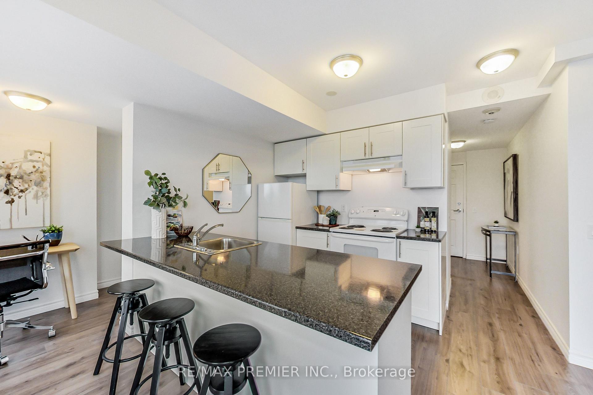 Photo 6 of Unit 1102, 15 Maplewood Avenue, Toronto, Humewood-Cedarvale — HOMEH
