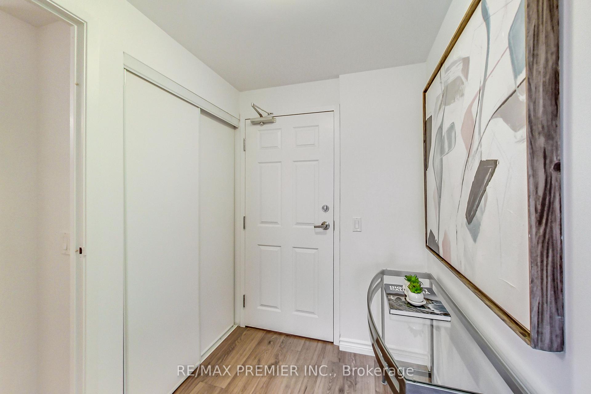Photo 9 of Unit 1102, 15 Maplewood Avenue, Toronto, Humewood-Cedarvale — HOMEH