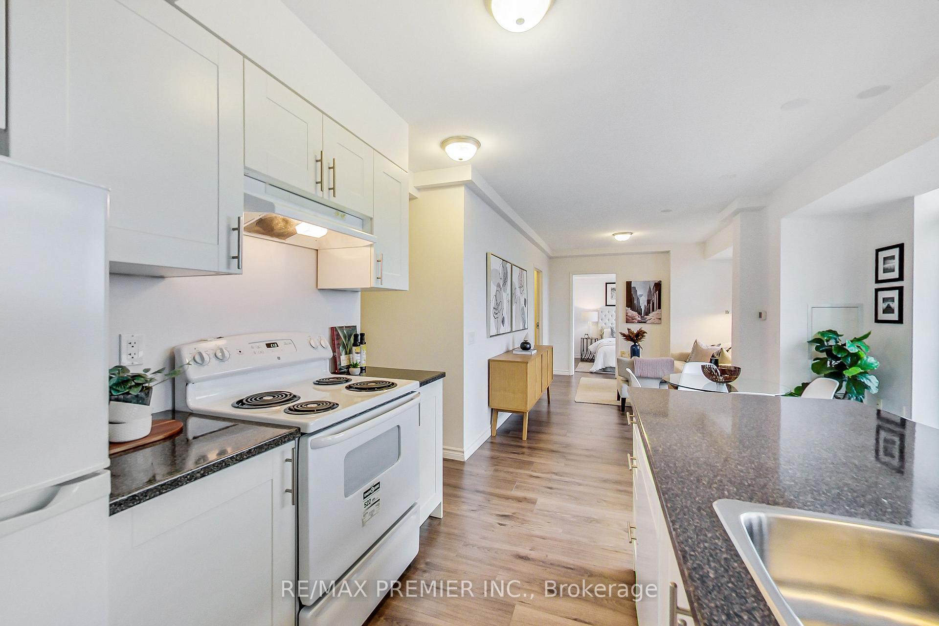 Photo 14 of Unit 1102, 15 Maplewood Avenue, Toronto, Humewood-Cedarvale — HOMEH