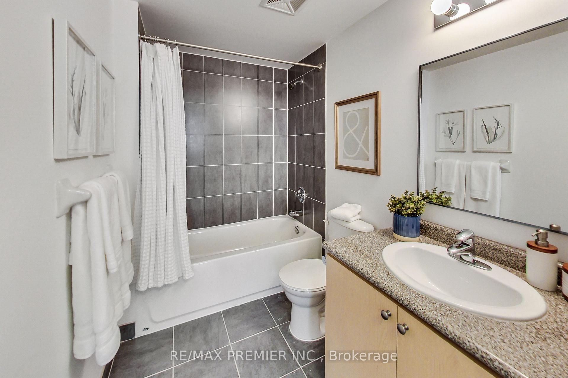 Photo 28 of Unit 1102, 15 Maplewood Avenue, Toronto, Humewood-Cedarvale — HOMEH