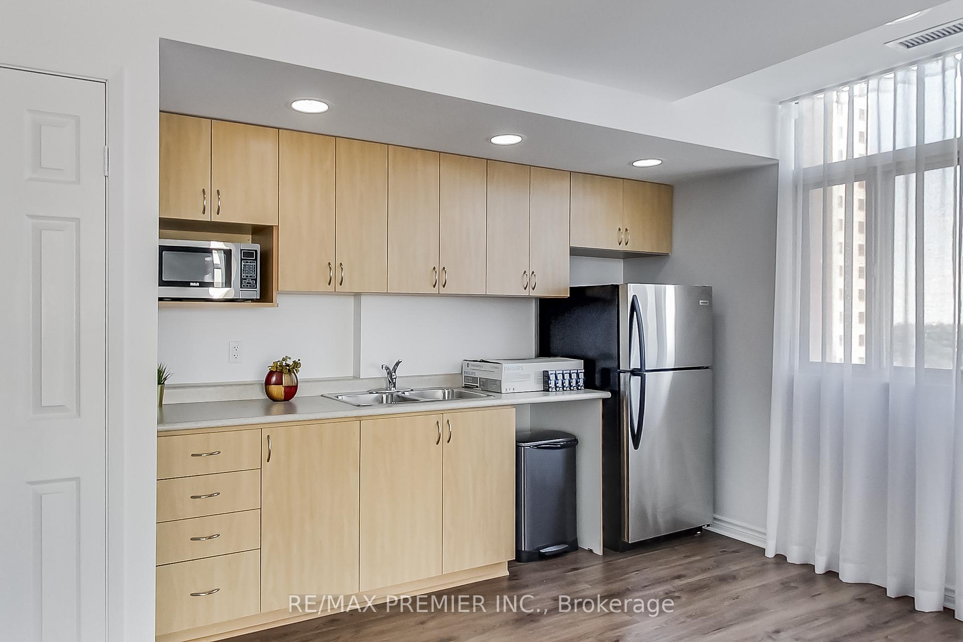Photo 35 of Unit 1102, 15 Maplewood Avenue, Toronto, Humewood-Cedarvale — HOMEH