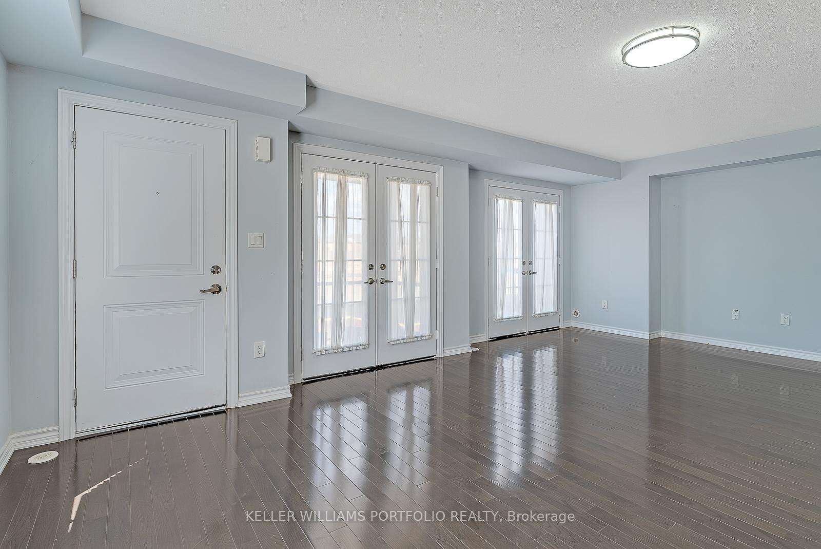 Photo 4 of Unit 13, 200 Veterans Drive, Brampton, Northwest Brampton — HOMEH