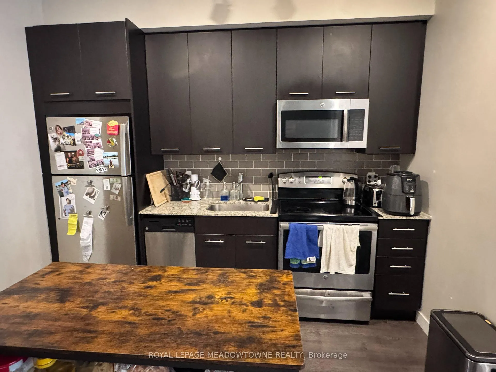 Photo 5 of Unit 601, 2055 Danforth Avenue, Toronto, Woodbine Corridor — HOMEH