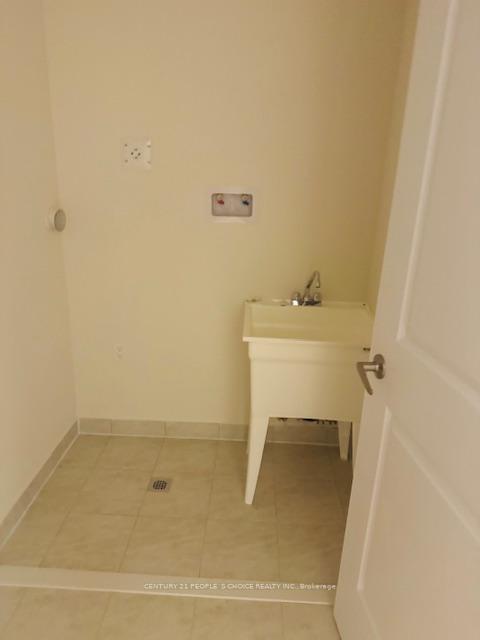 Photo 10 of 116 Mcgill Avenue, Kitchener, Mill Courtland Woodside Park — HOMEH