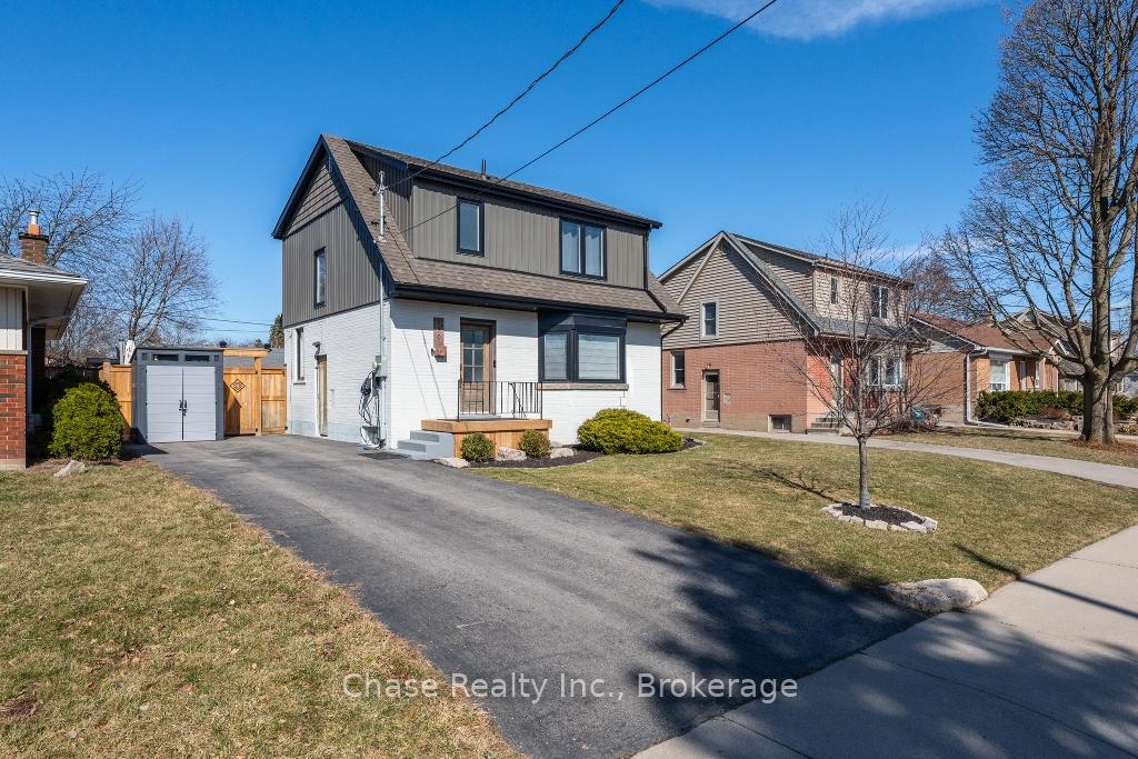 Photo 2 of 170 West 32nd Street, Hamilton, Westcliffe — HOMEH
