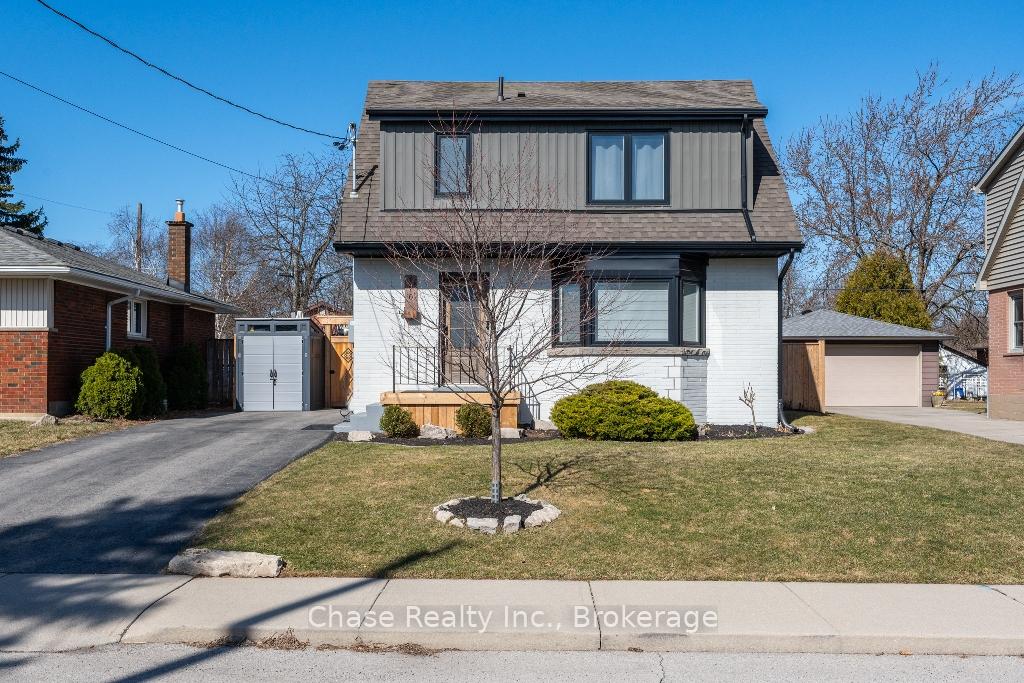 Photo 3 of 170 West 32nd Street, Hamilton, Westcliffe — HOMEH