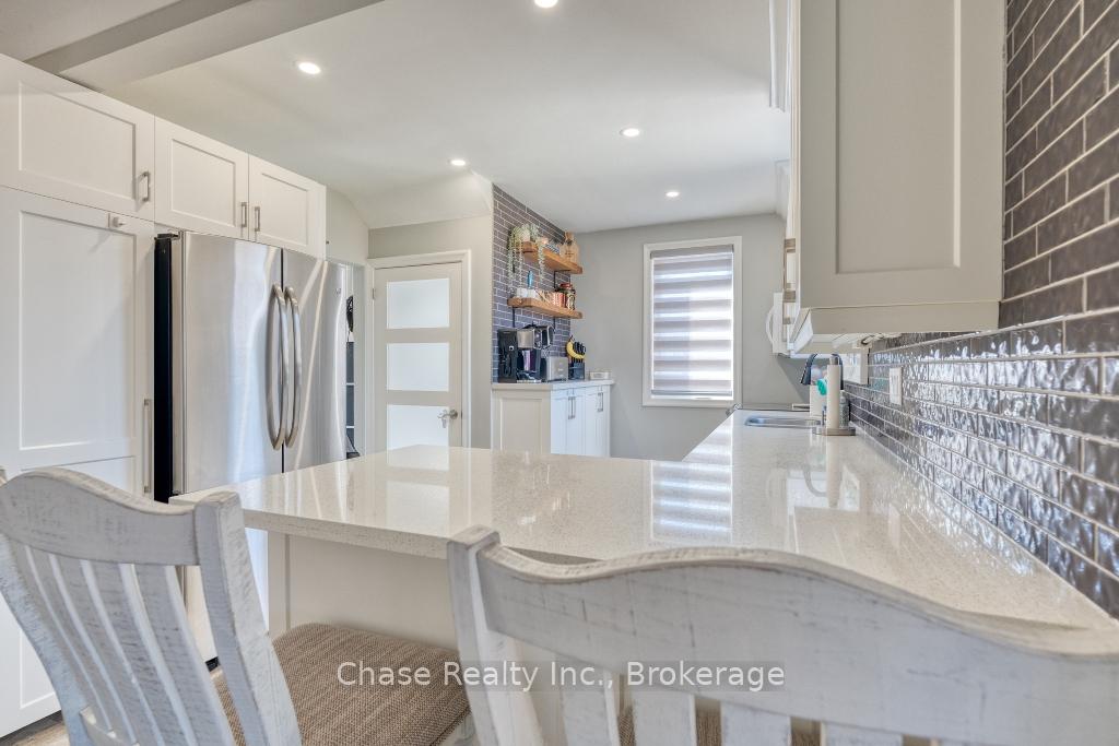 Photo 13 of 170 West 32nd Street, Hamilton, Westcliffe — HOMEH