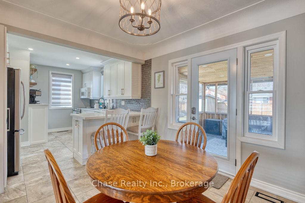 Photo 20 of 170 West 32nd Street, Hamilton, Westcliffe — HOMEH