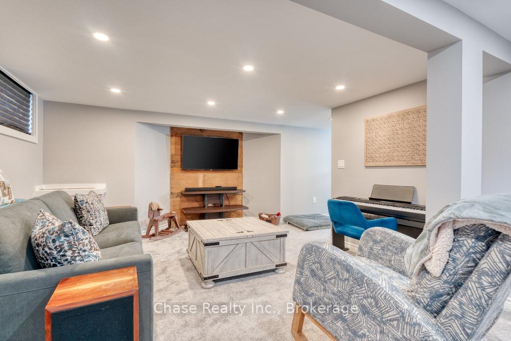 Photo 33 of 170 West 32nd Street, Hamilton, Westcliffe — HOMEH