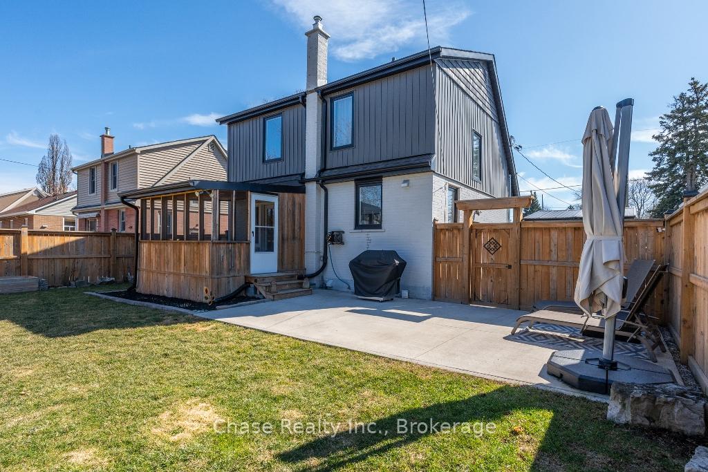Photo 36 of 170 West 32nd Street, Hamilton, Westcliffe — HOMEH