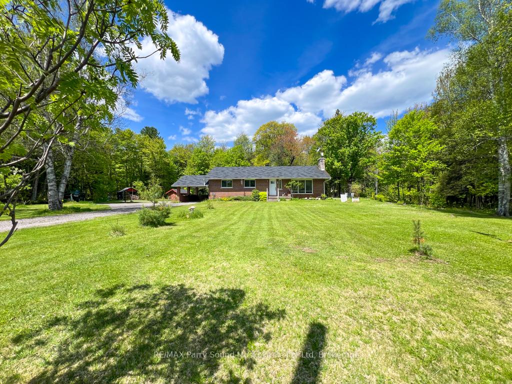 Photo 2 of 4838 124 Highway, Magnetawan — HOMEH