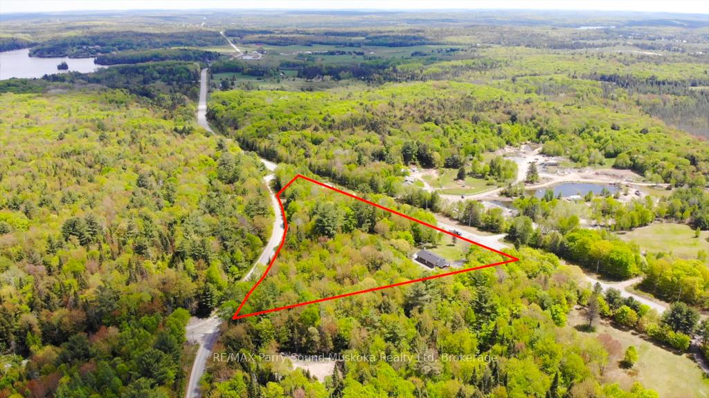 Photo 6 of 4838 124 Highway, Magnetawan — HOMEH