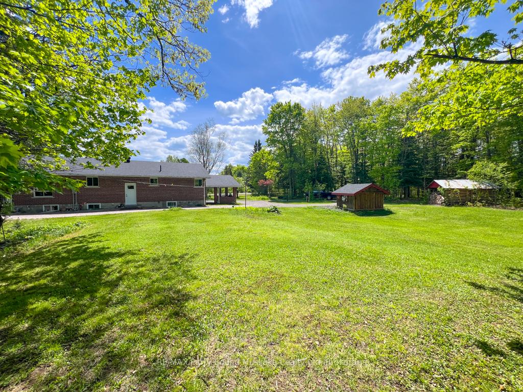 Photo 9 of 4838 124 Highway, Magnetawan — HOMEH