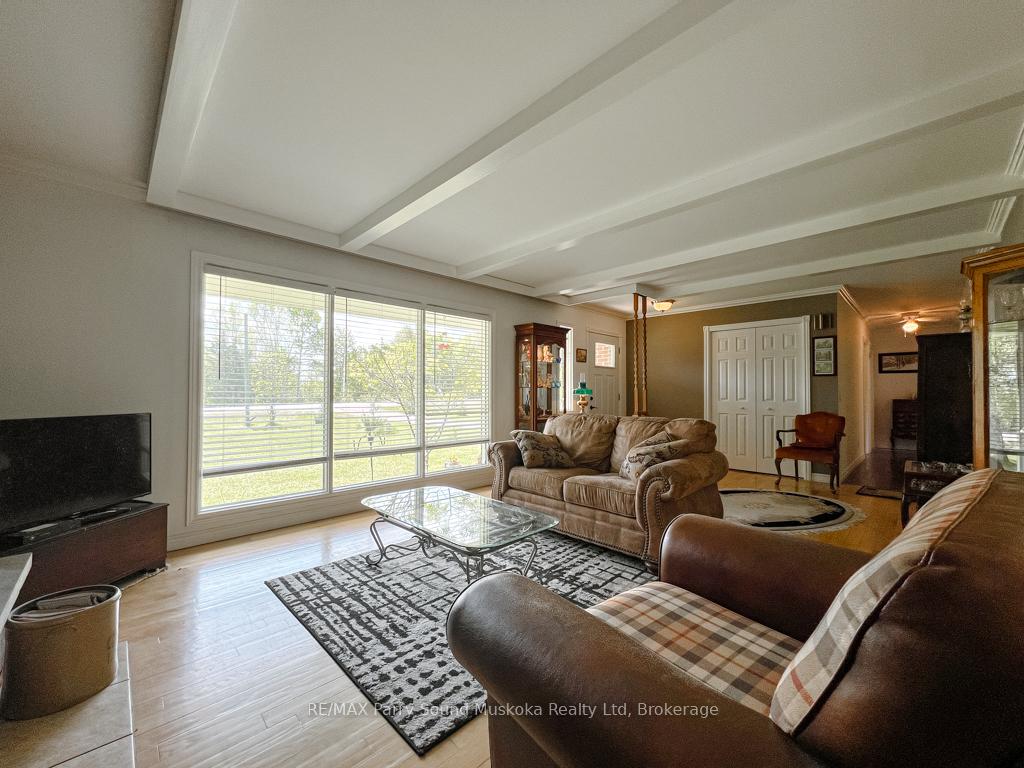 Photo 15 of 4838 124 Highway, Magnetawan — HOMEH