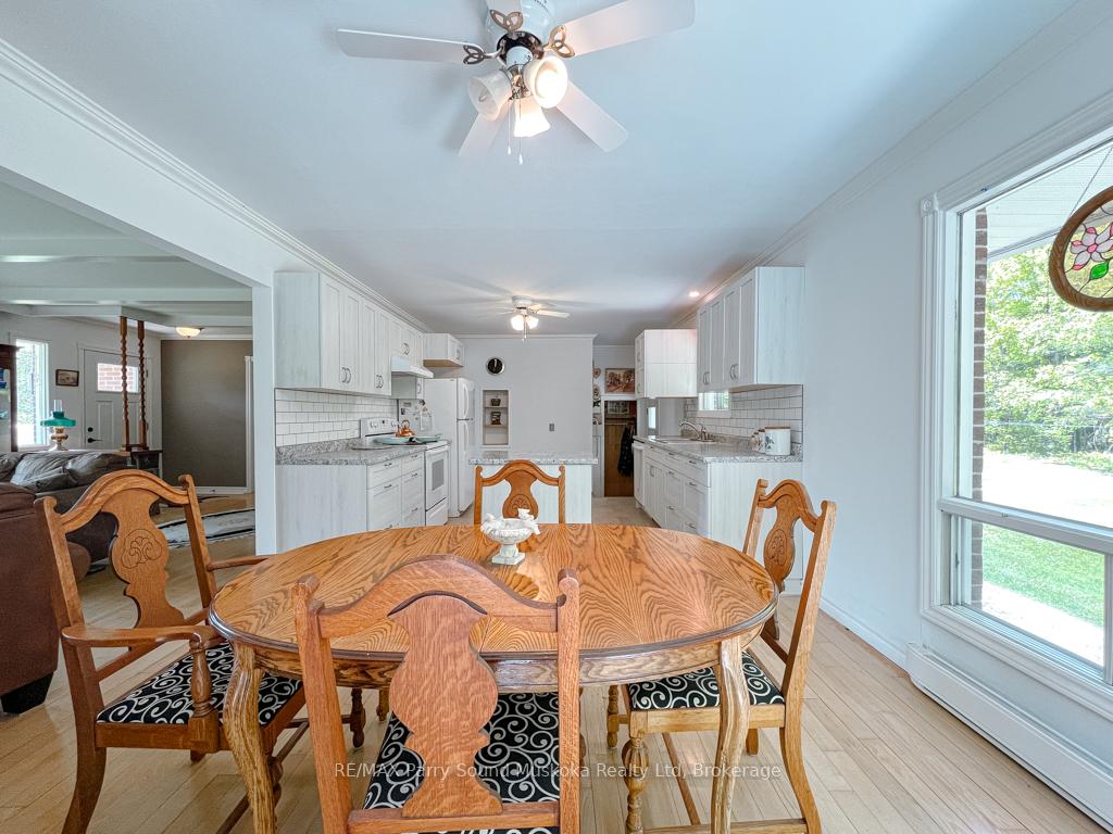 Photo 18 of 4838 124 Highway, Magnetawan — HOMEH