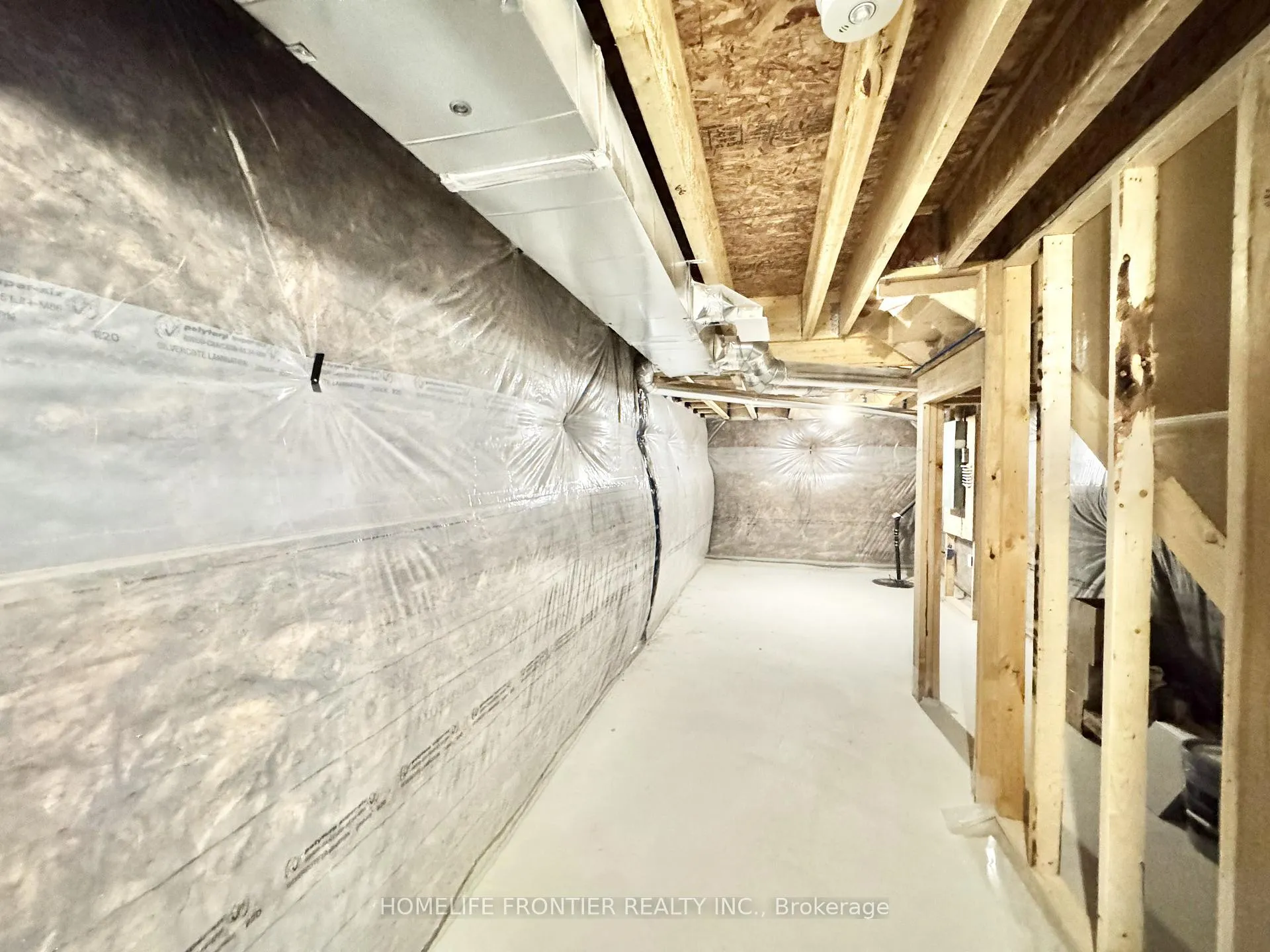 Photo 29 of 48 Gretzky Avenue, Barrie, Rural Barrie Southeast — HOMEH