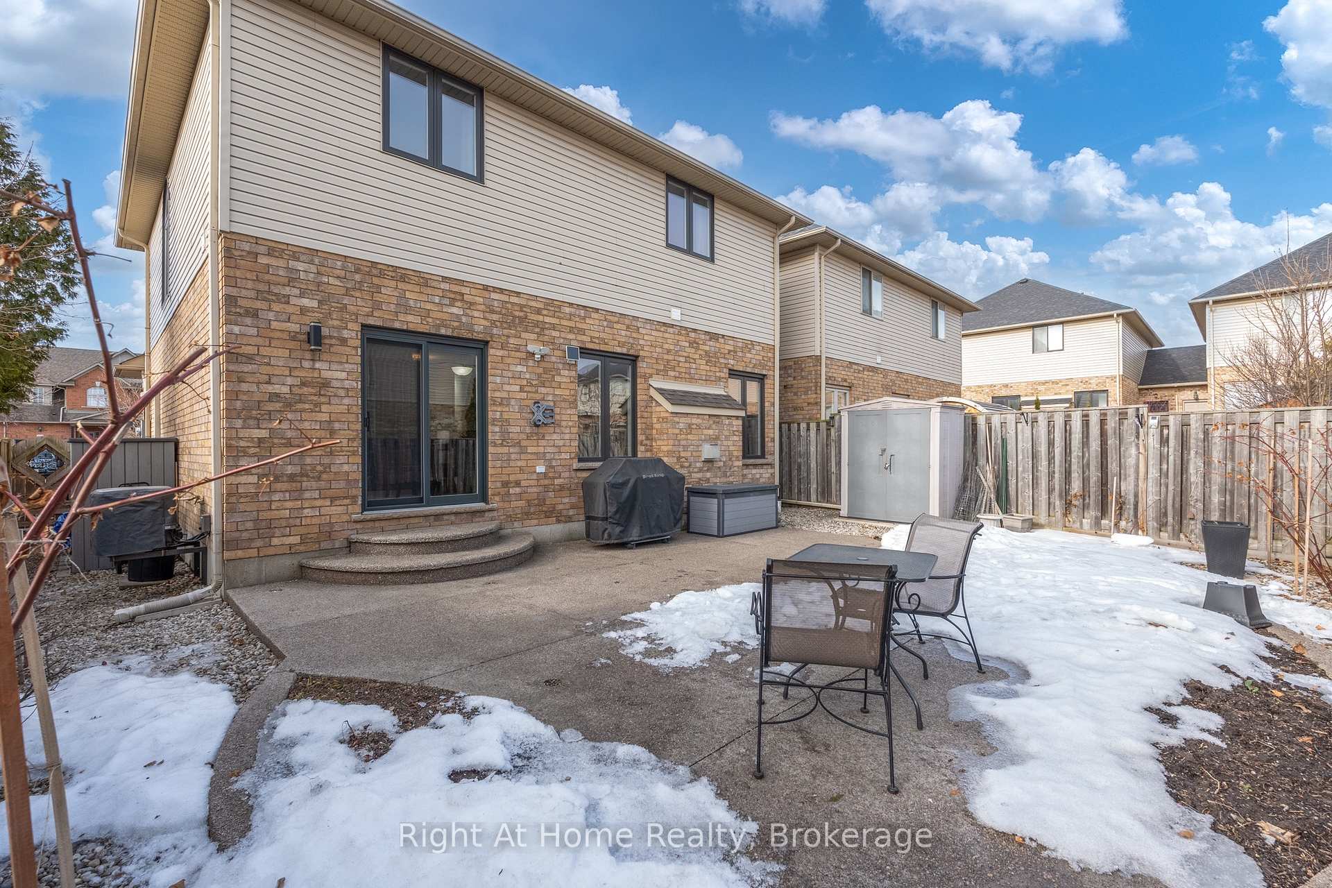 Photo 23 of 320 Southbrook Drive, Hamilton, Binbrook — HOMEH