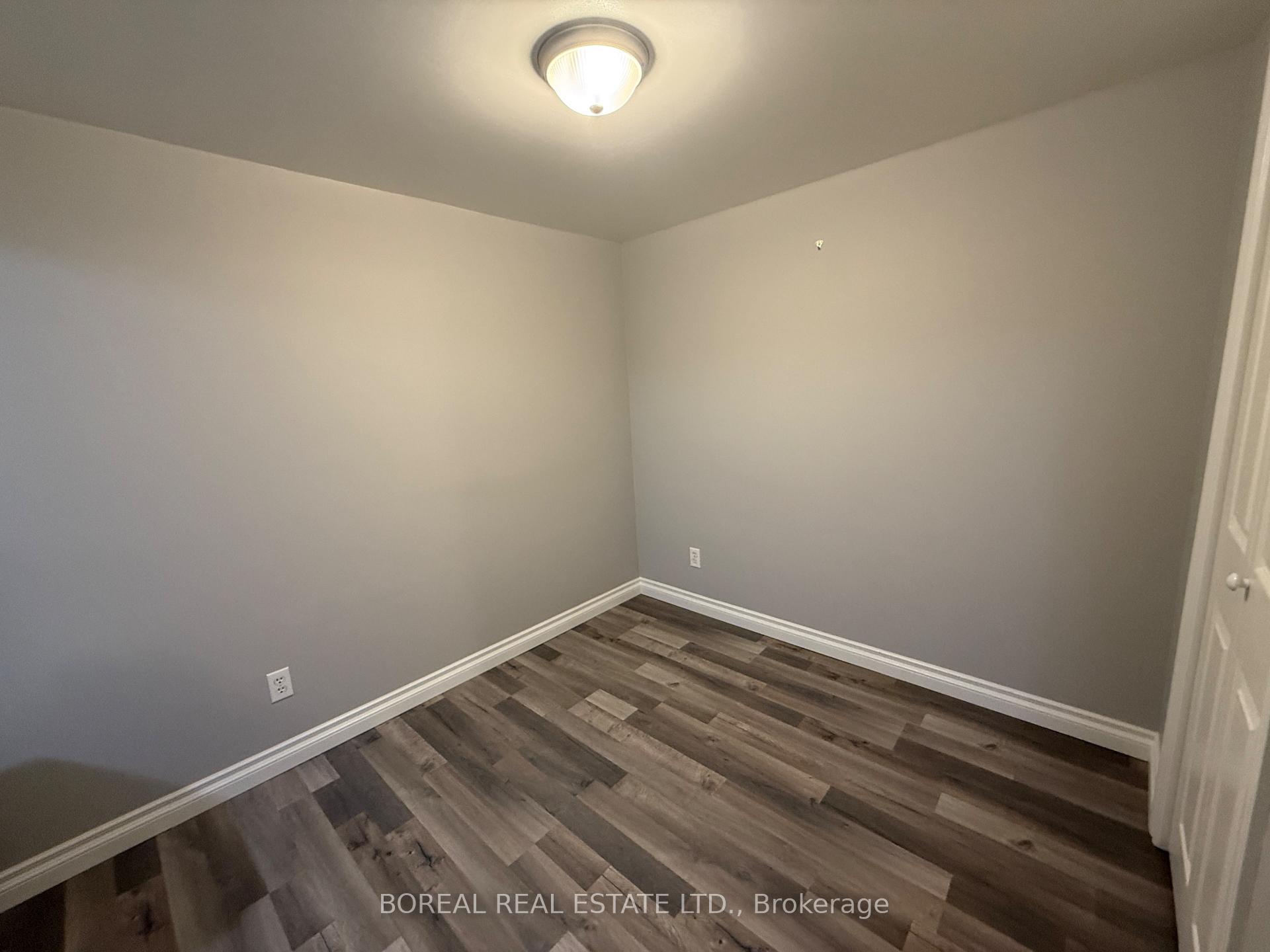 Photo 38 of 407 Fourteenth Avenue, Cochrane — HOMEH