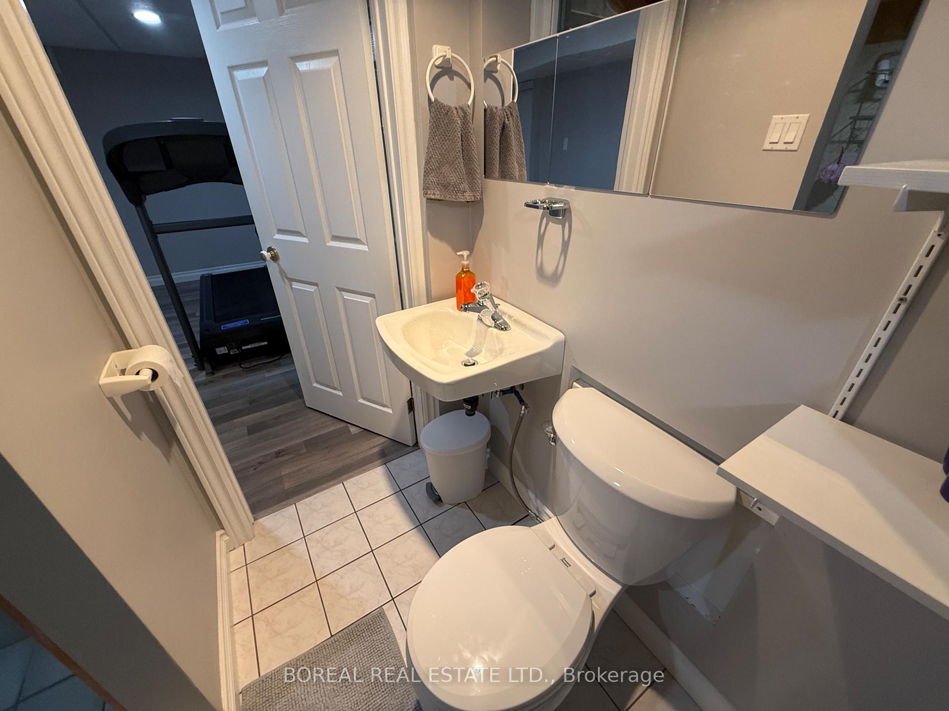 Photo 39 of 407 Fourteenth Avenue, Cochrane — HOMEH