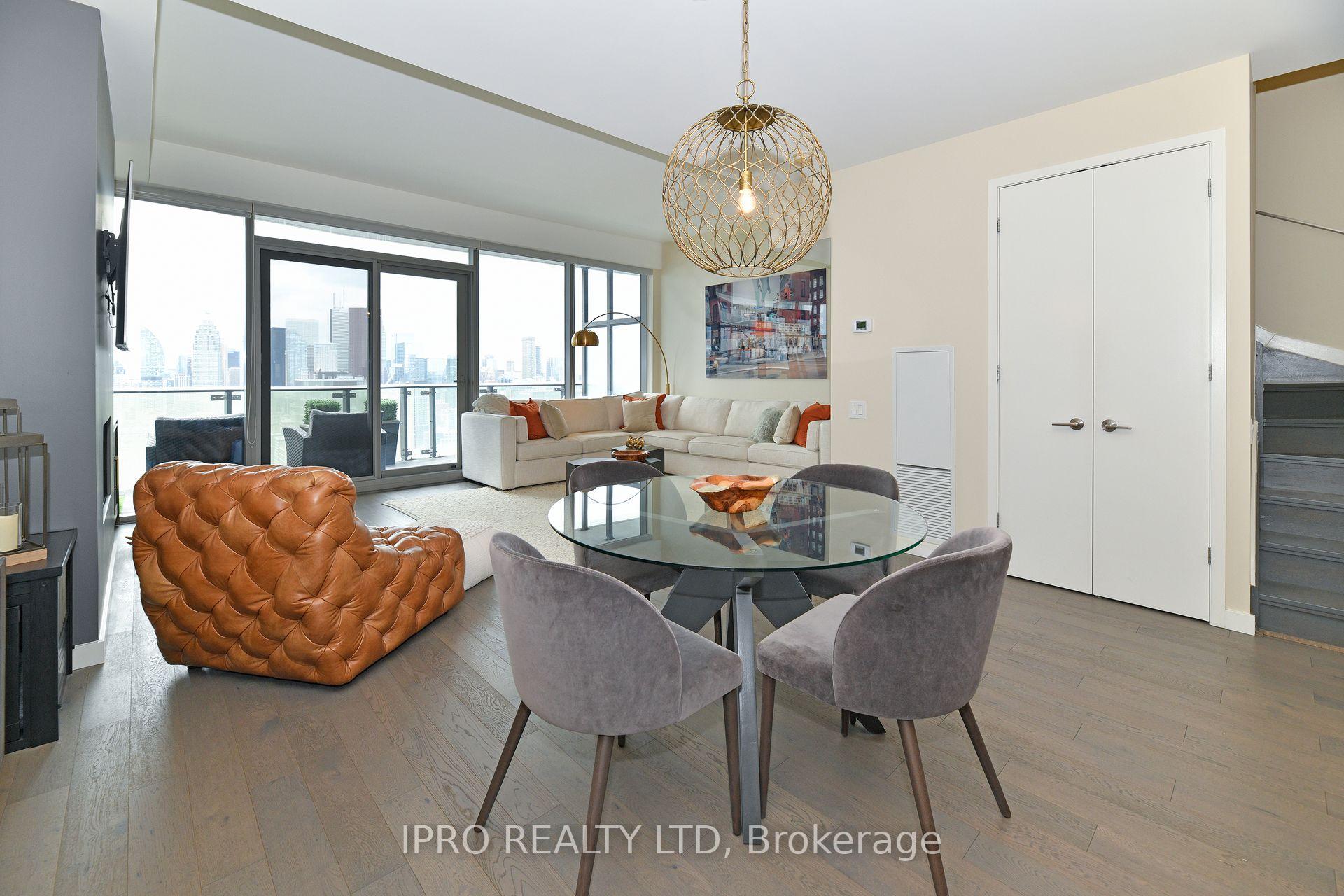 Photo 4 of Unit 3501, 390 Cherry Street, Toronto, Waterfront Communities — HOMEH