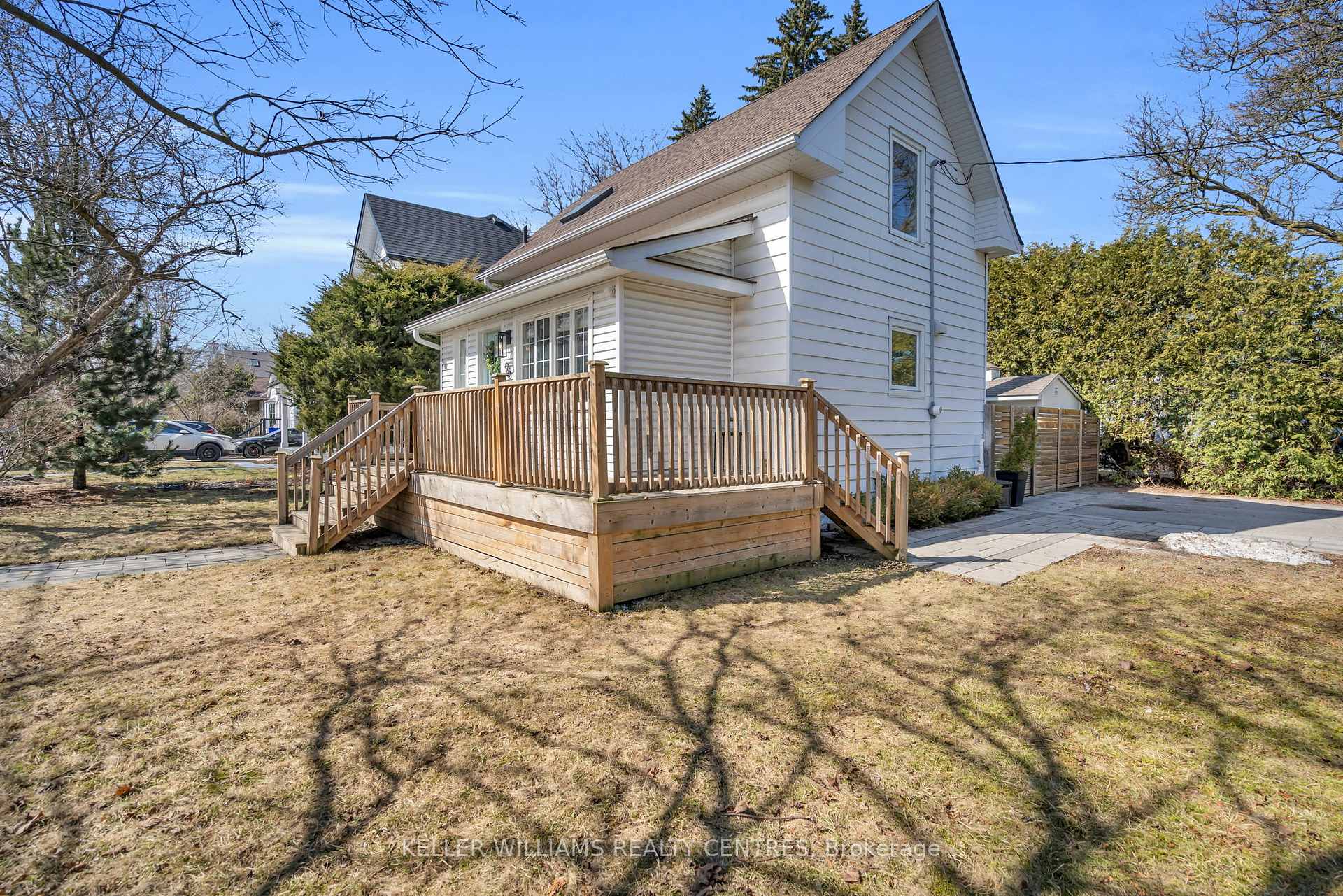 Photo 4 of 96 Connaught Avenue, Aurora, Aurora Village — HOMEH