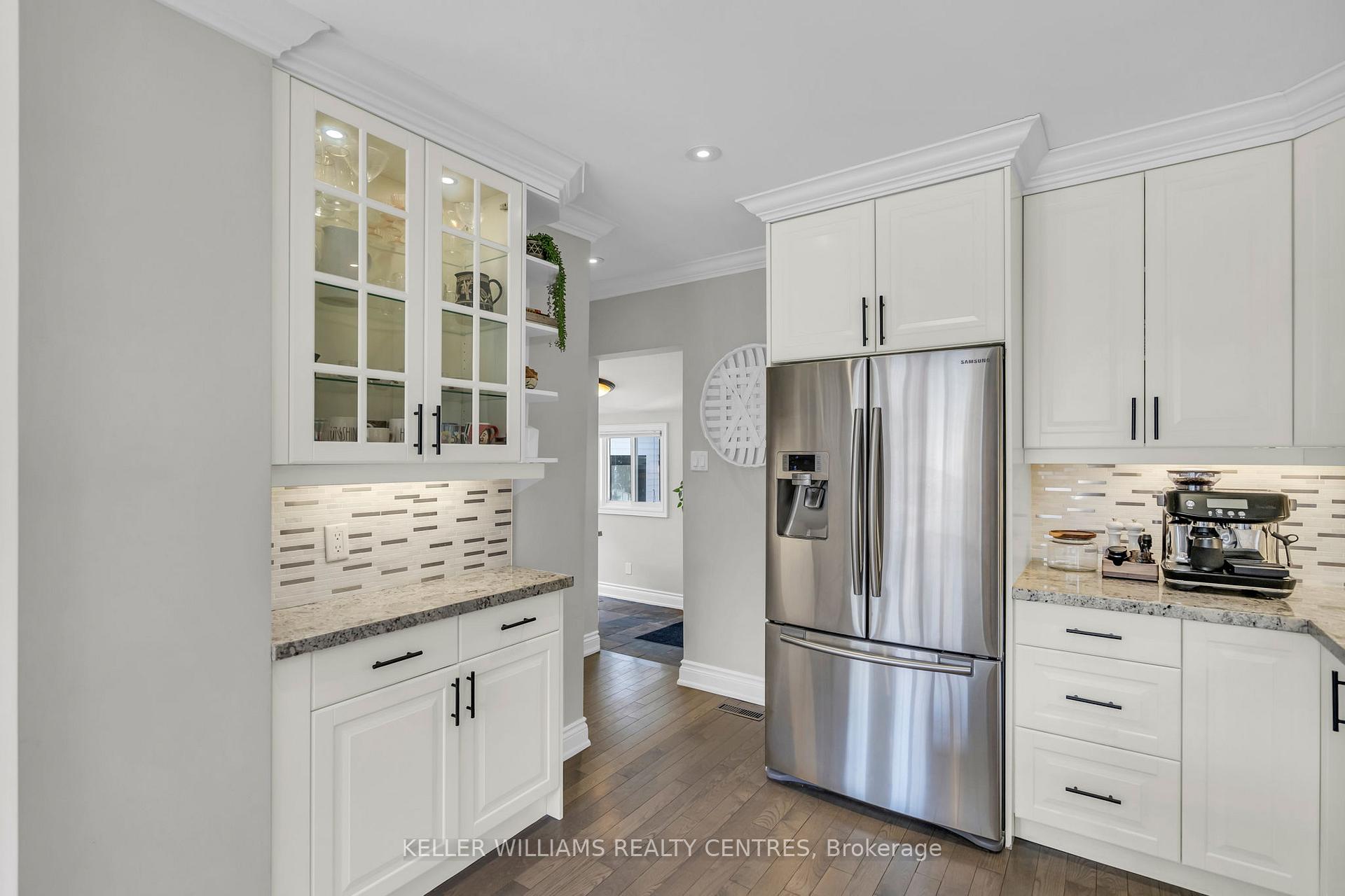 Photo 16 of 96 Connaught Avenue, Aurora, Aurora Village — HOMEH