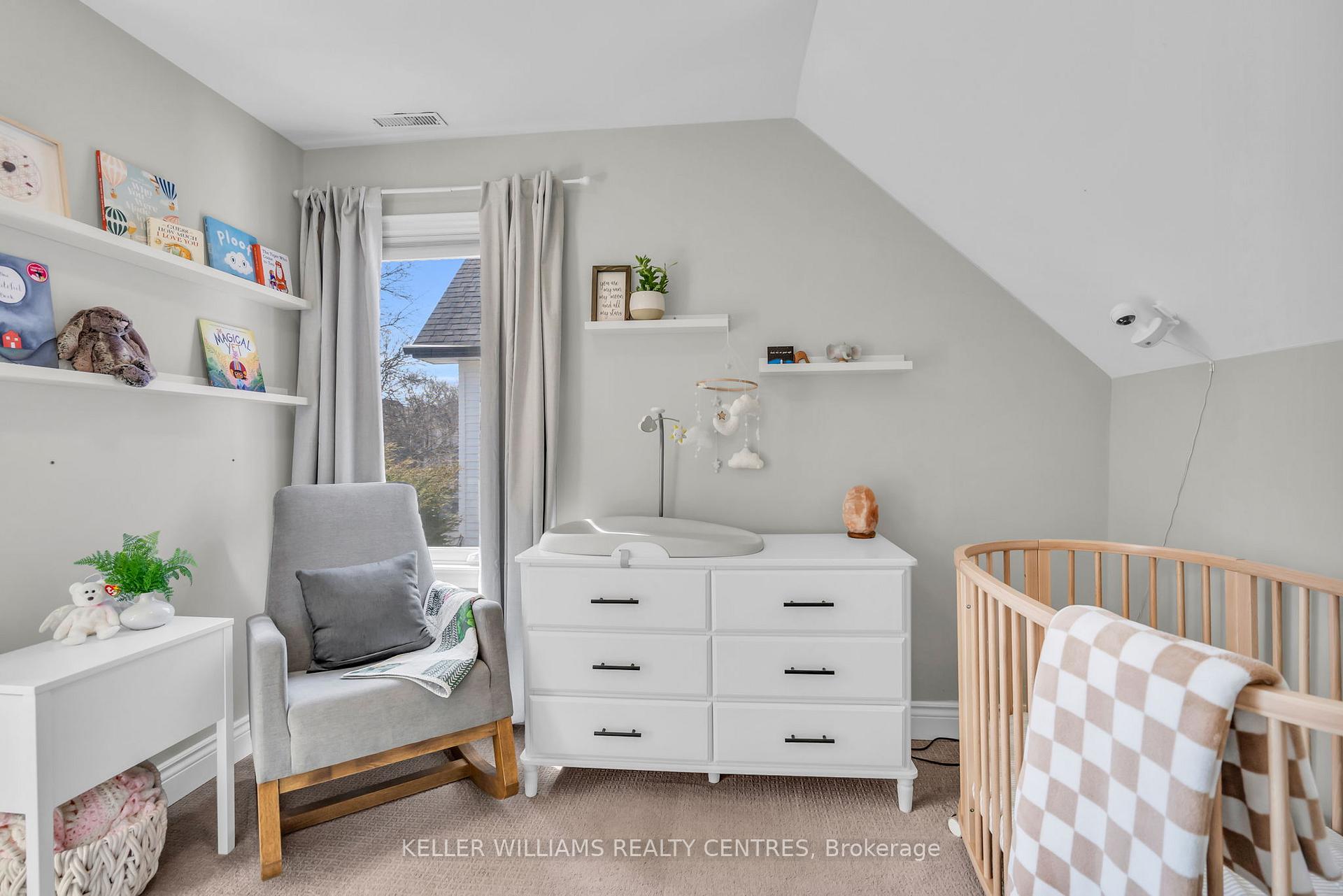 Photo 33 of 96 Connaught Avenue, Aurora, Aurora Village — HOMEH