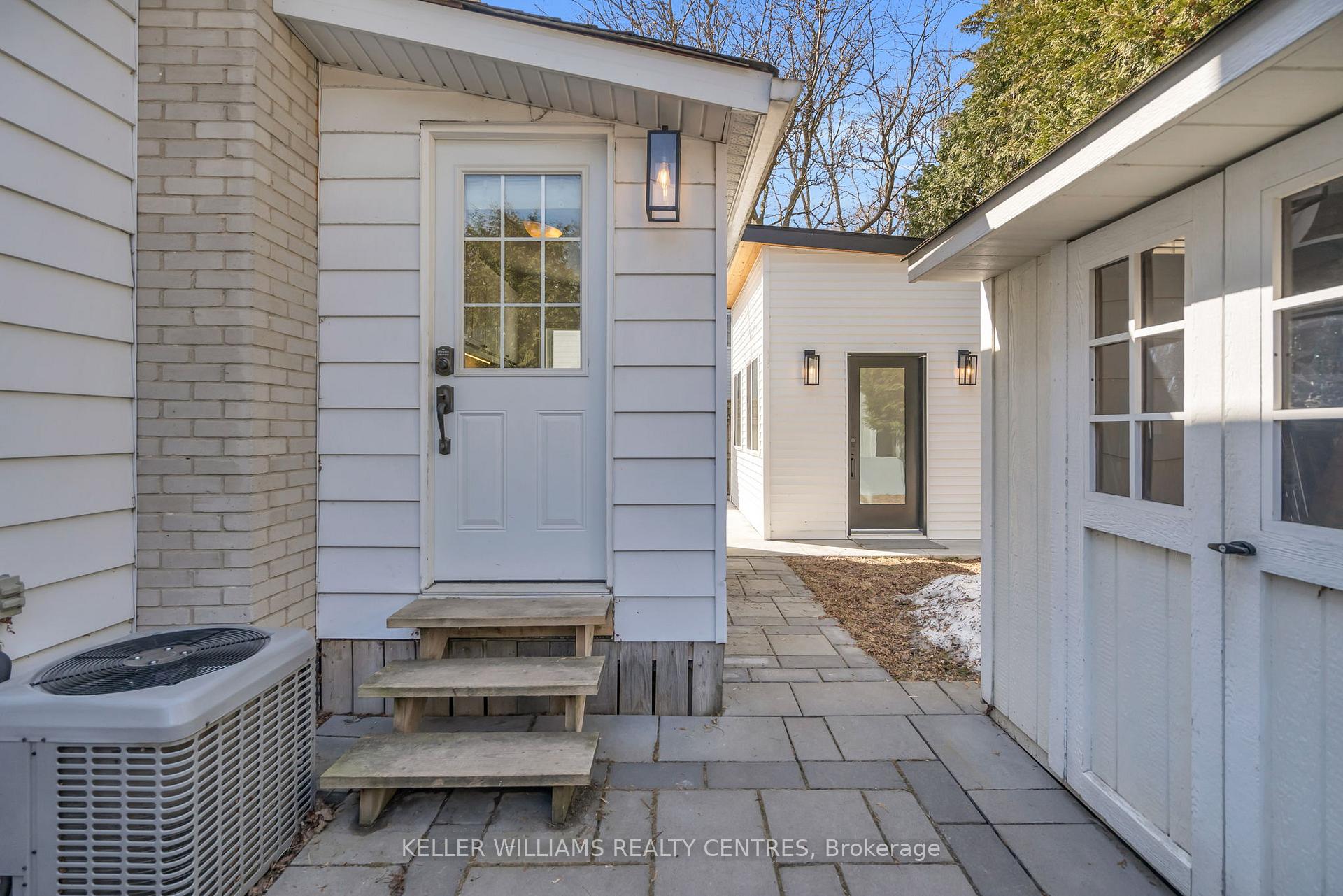Photo 30 of 96 Connaught Avenue, Aurora, Aurora Village — HOMEH