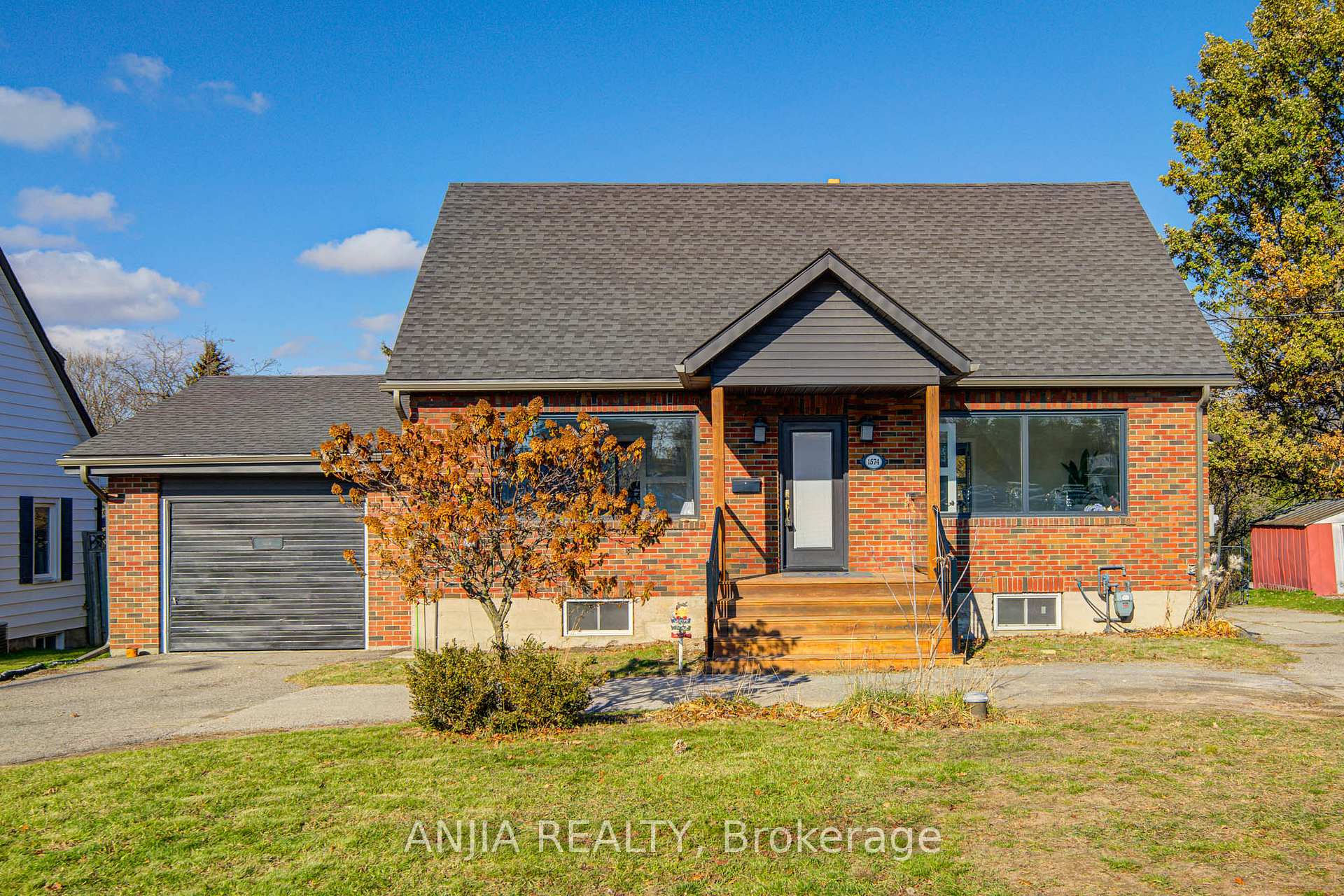 Front of 1574 Hwy 2 Road