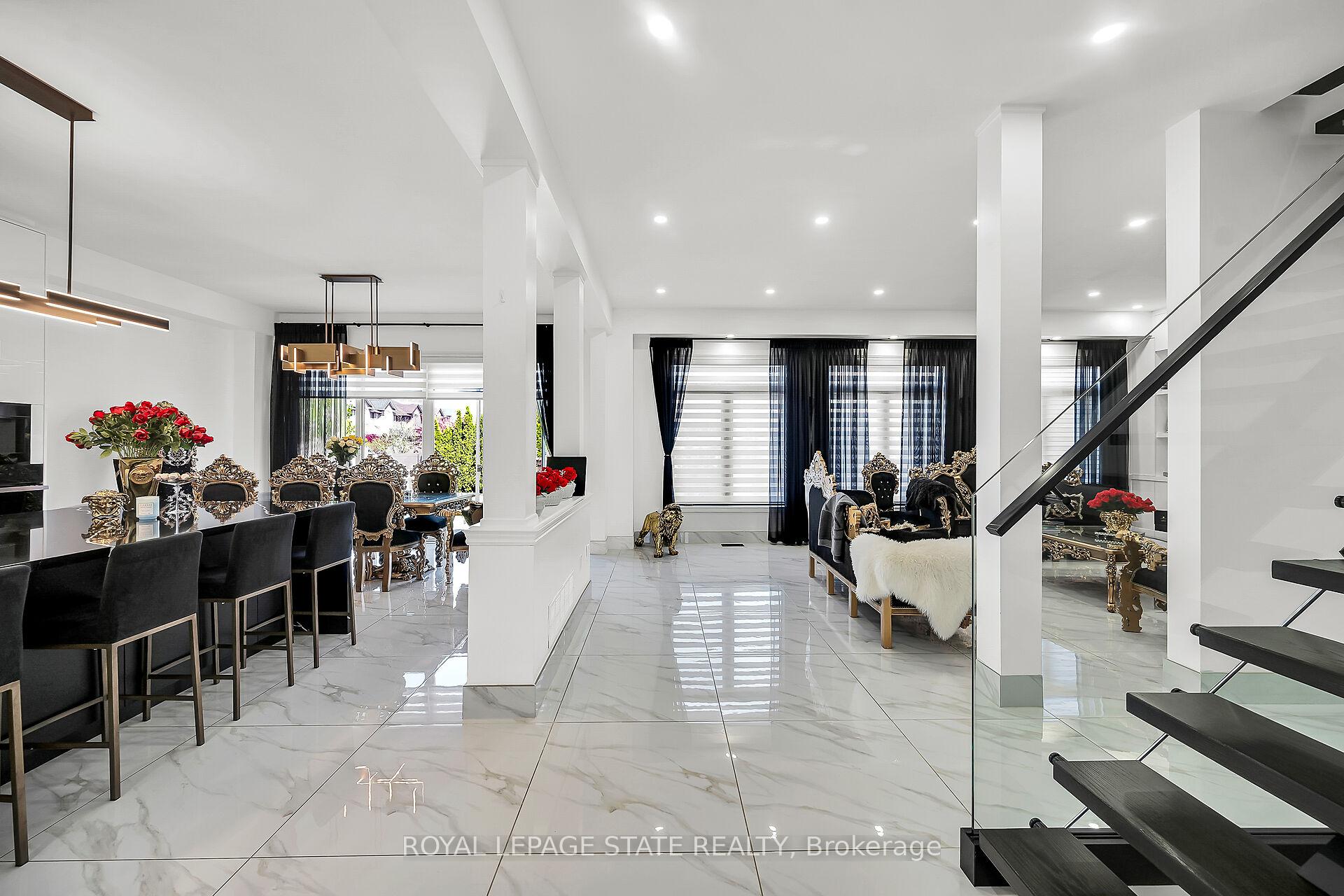 Photo 6 of 137 Diiorio Circle, Hamilton, Meadowlands — HOMEH
