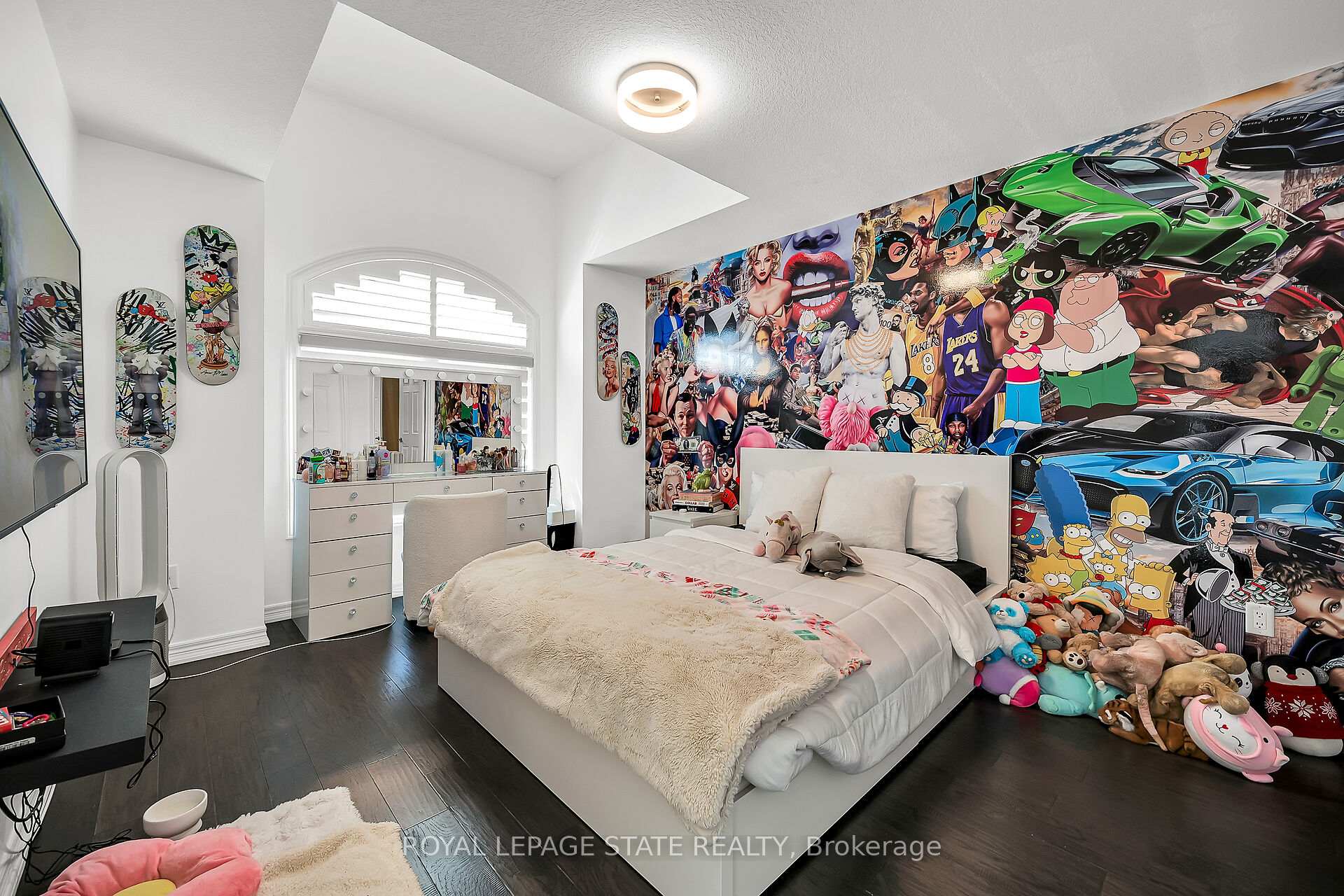 Photo 21 of 137 Diiorio Circle, Hamilton, Meadowlands — HOMEH