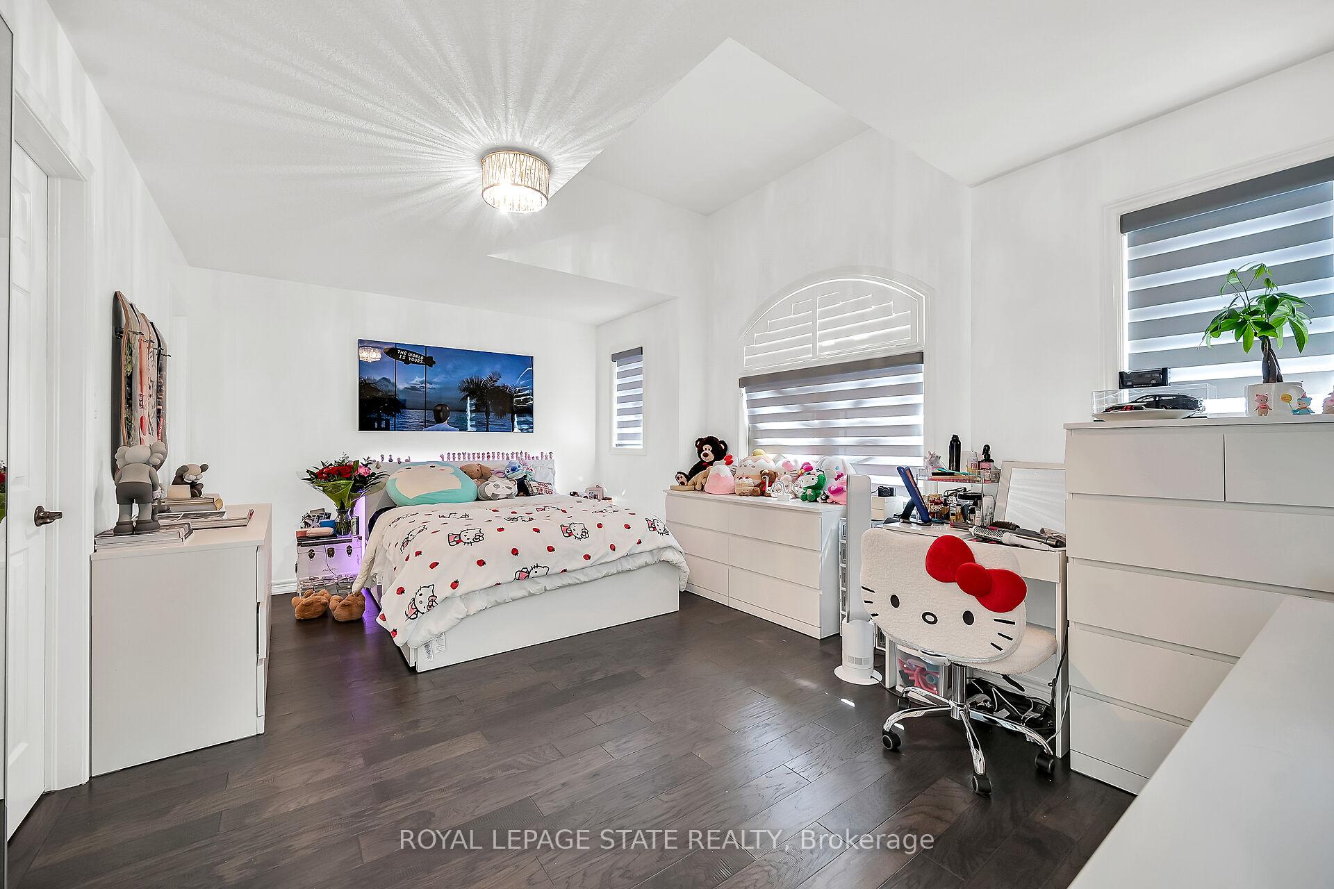 Photo 27 of 137 Diiorio Circle, Hamilton, Meadowlands — HOMEH