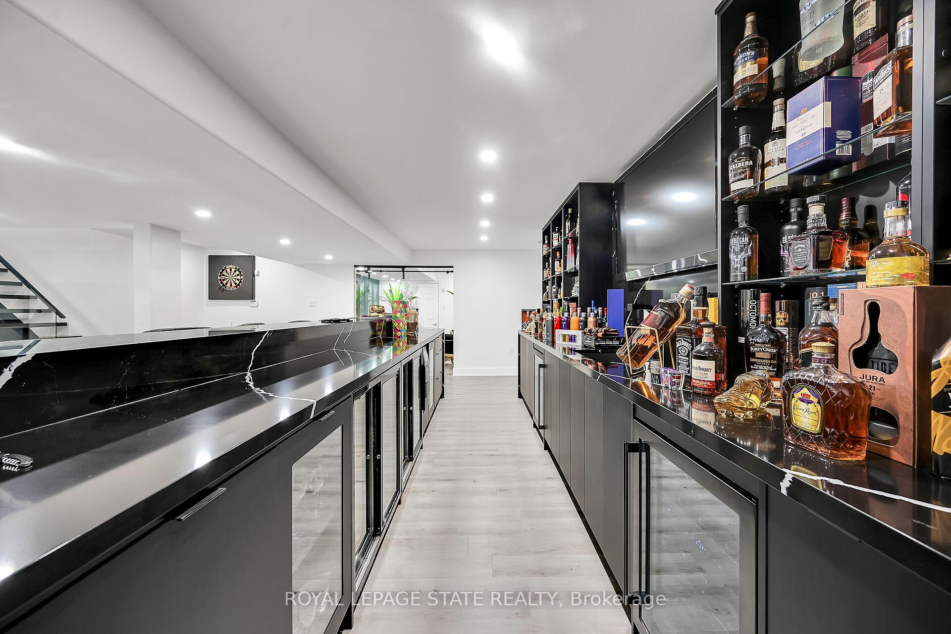 Photo 31 of 137 Diiorio Circle, Hamilton, Meadowlands — HOMEH