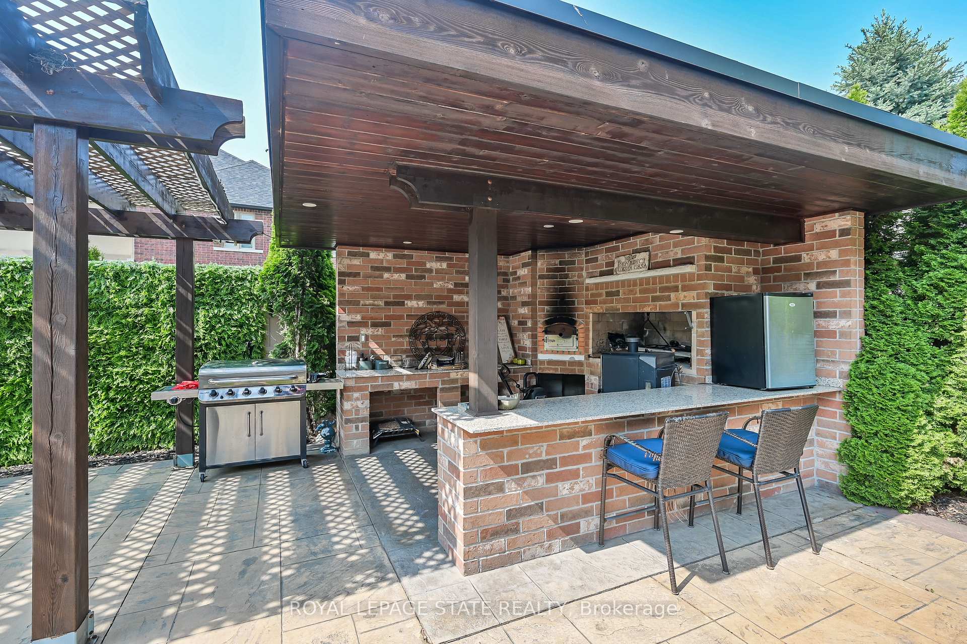Photo 42 of 137 Diiorio Circle, Hamilton, Meadowlands — HOMEH