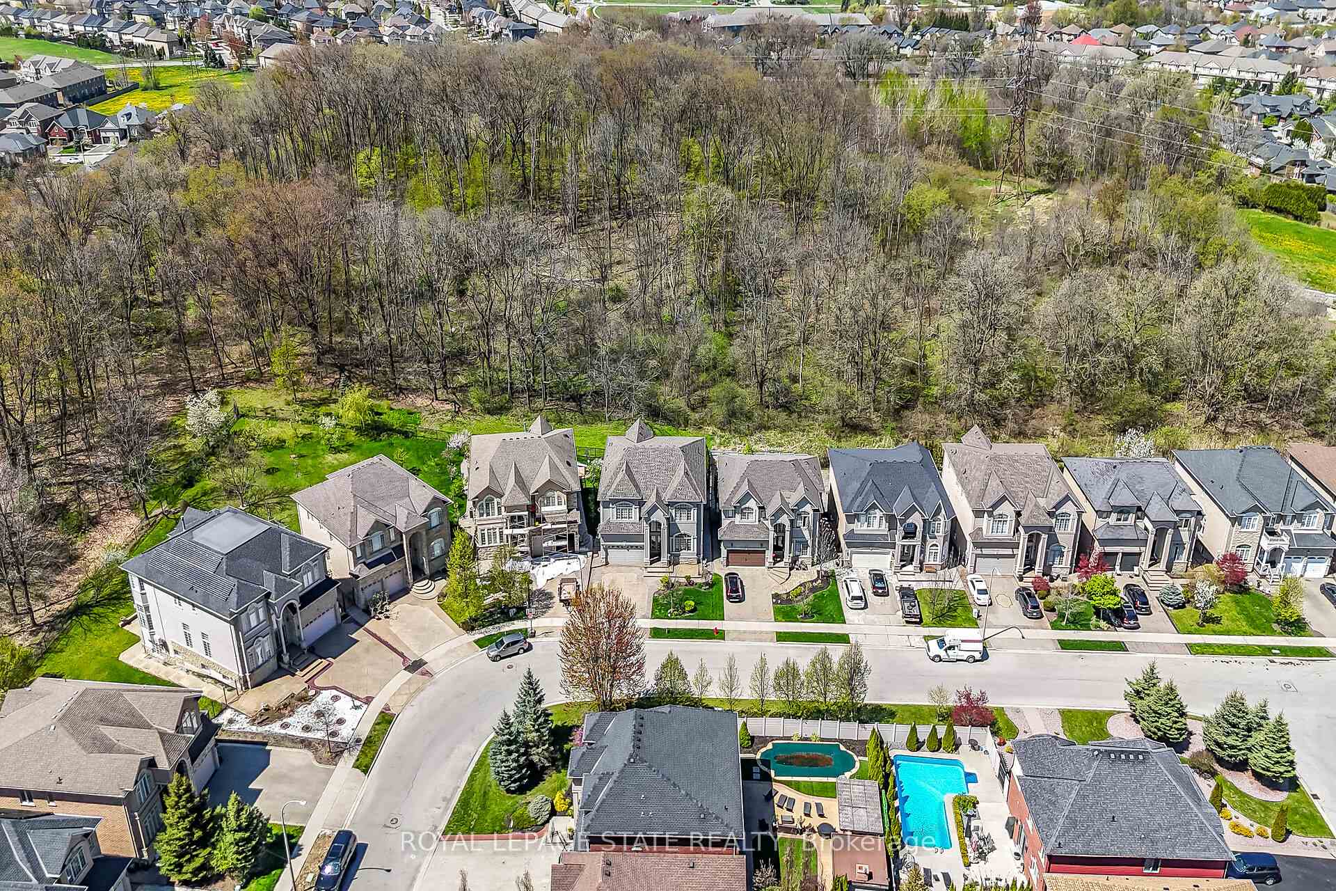 Photo 46 of 137 Diiorio Circle, Hamilton, Meadowlands — HOMEH