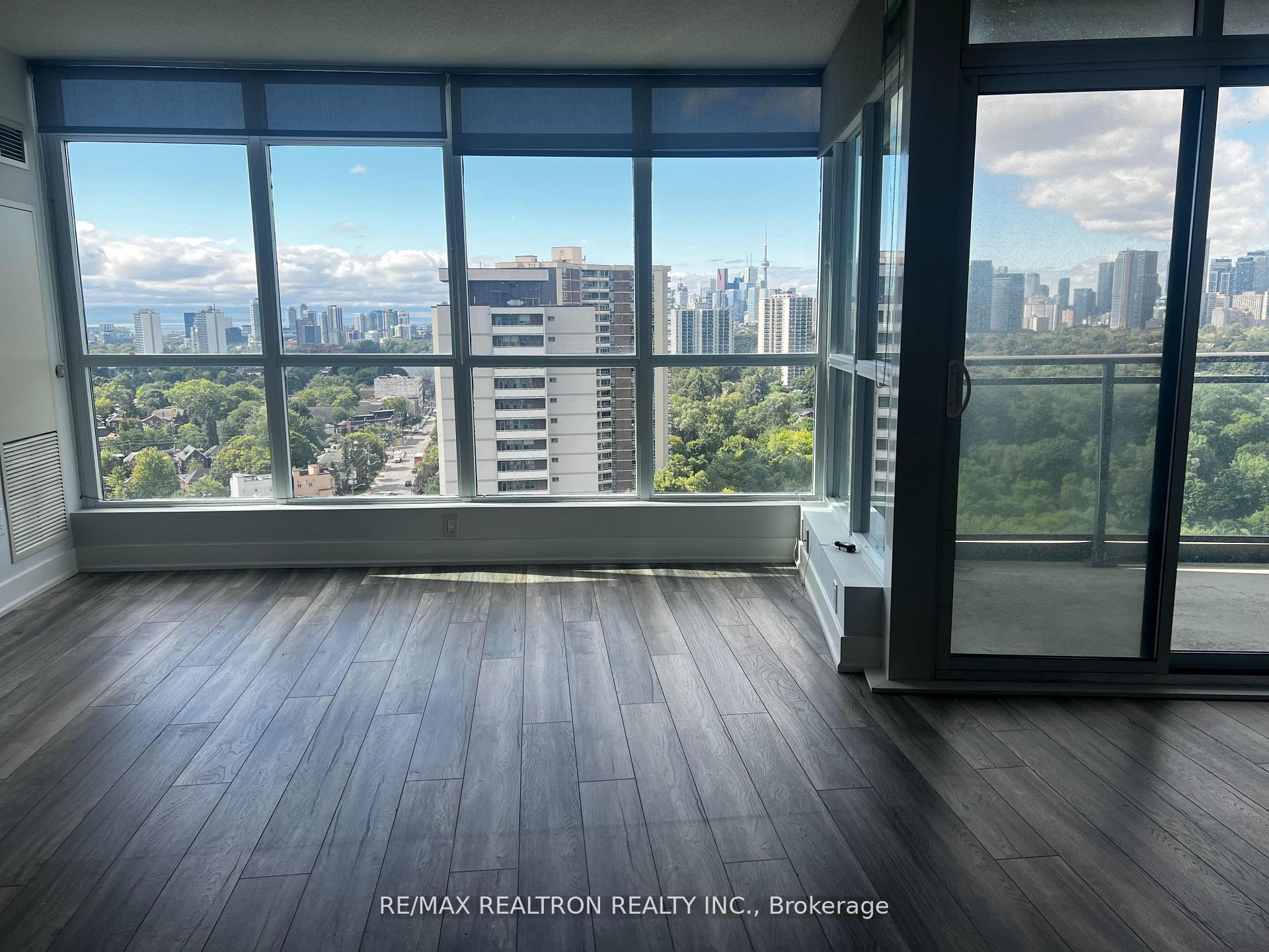 Photo 4 of Unit 2002, 1048 Broadview Avenue, Toronto, Broadview North — HOMEH