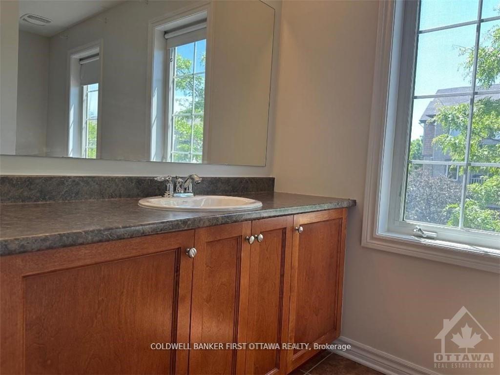 Photo 22 of 1625 Haydon Circle, Ottawa, Barrhaven - Heritage Park — HOMEH