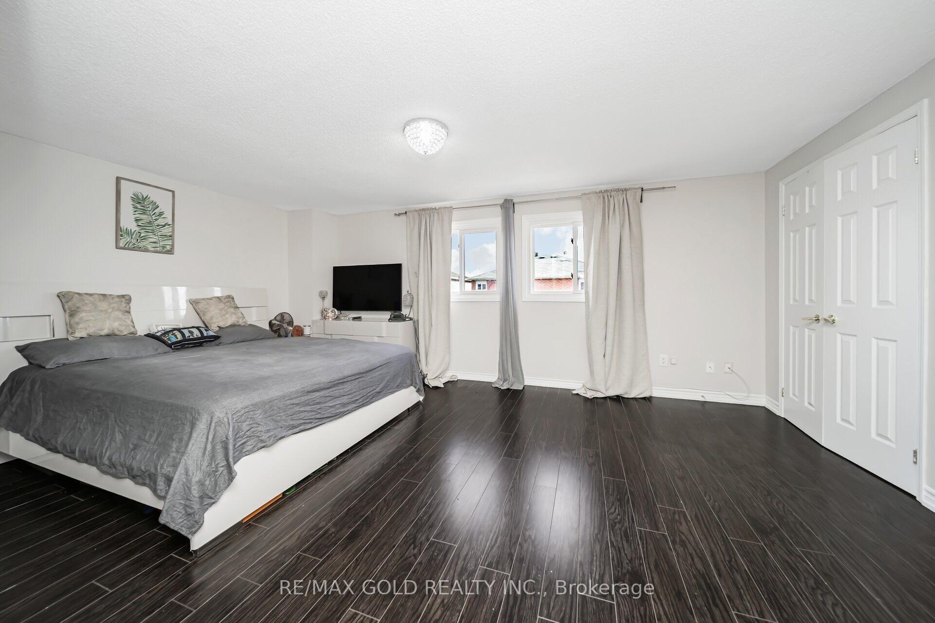 Photo 10 of 167 Ecclestone Drive, Brampton, Brampton West — HOMEH