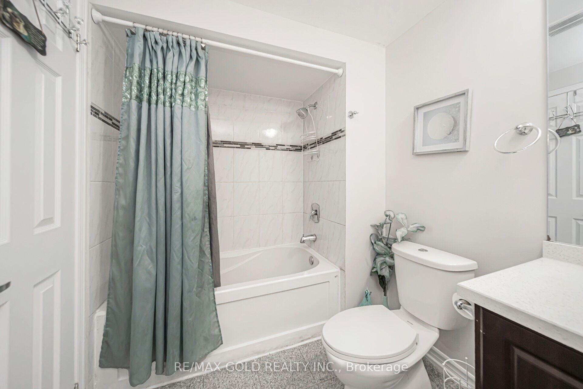 Photo 13 of 167 Ecclestone Drive, Brampton, Brampton West — HOMEH