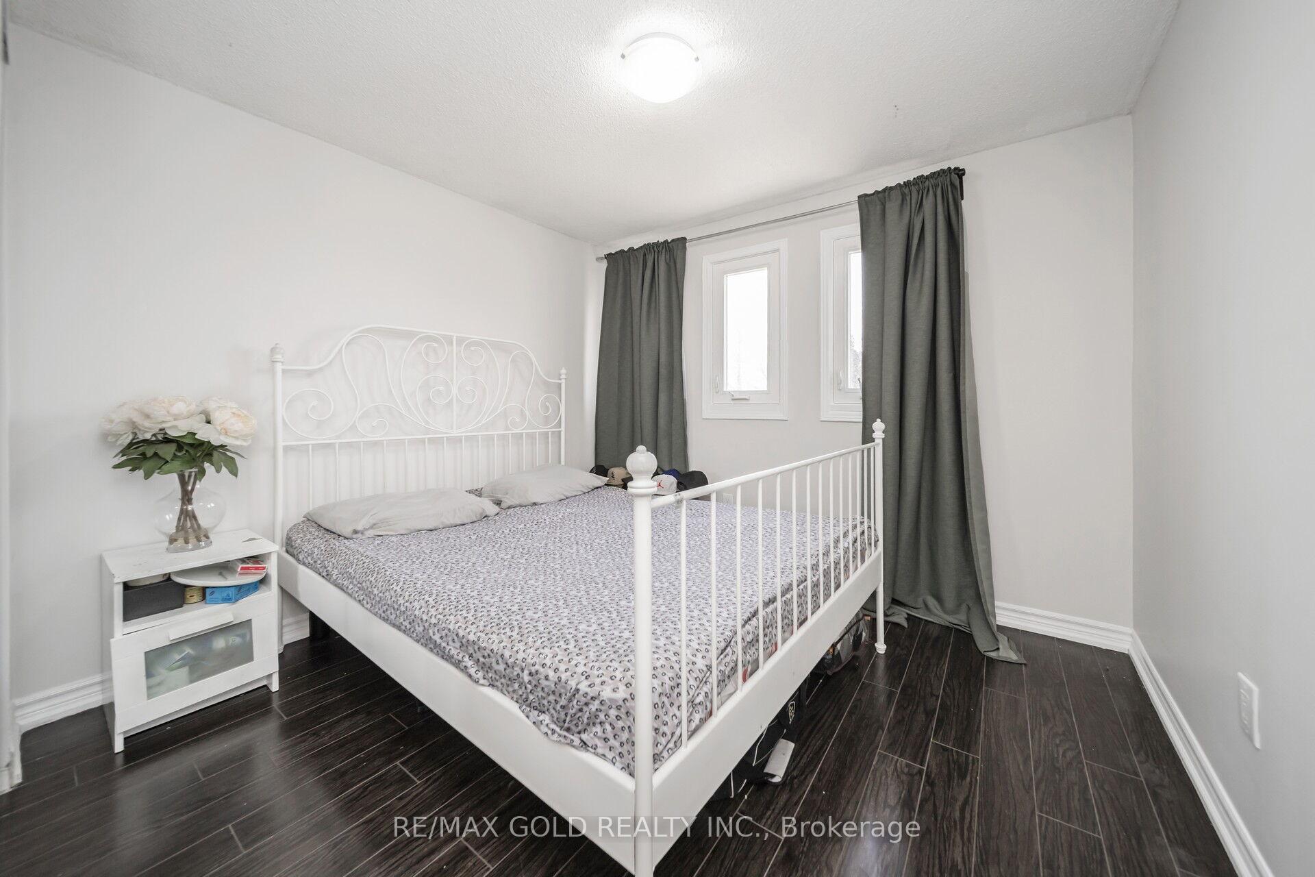 Photo 15 of 167 Ecclestone Drive, Brampton, Brampton West — HOMEH