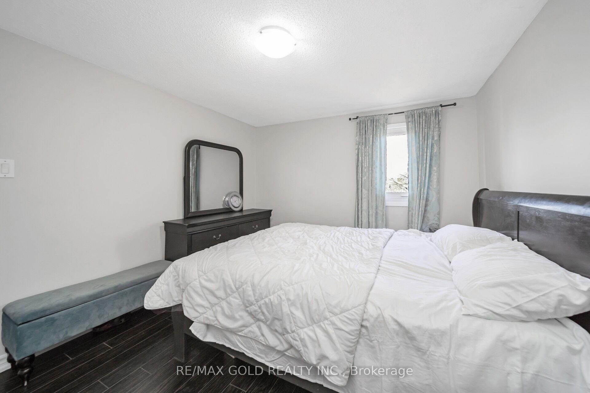 Photo 18 of 167 Ecclestone Drive, Brampton, Brampton West — HOMEH