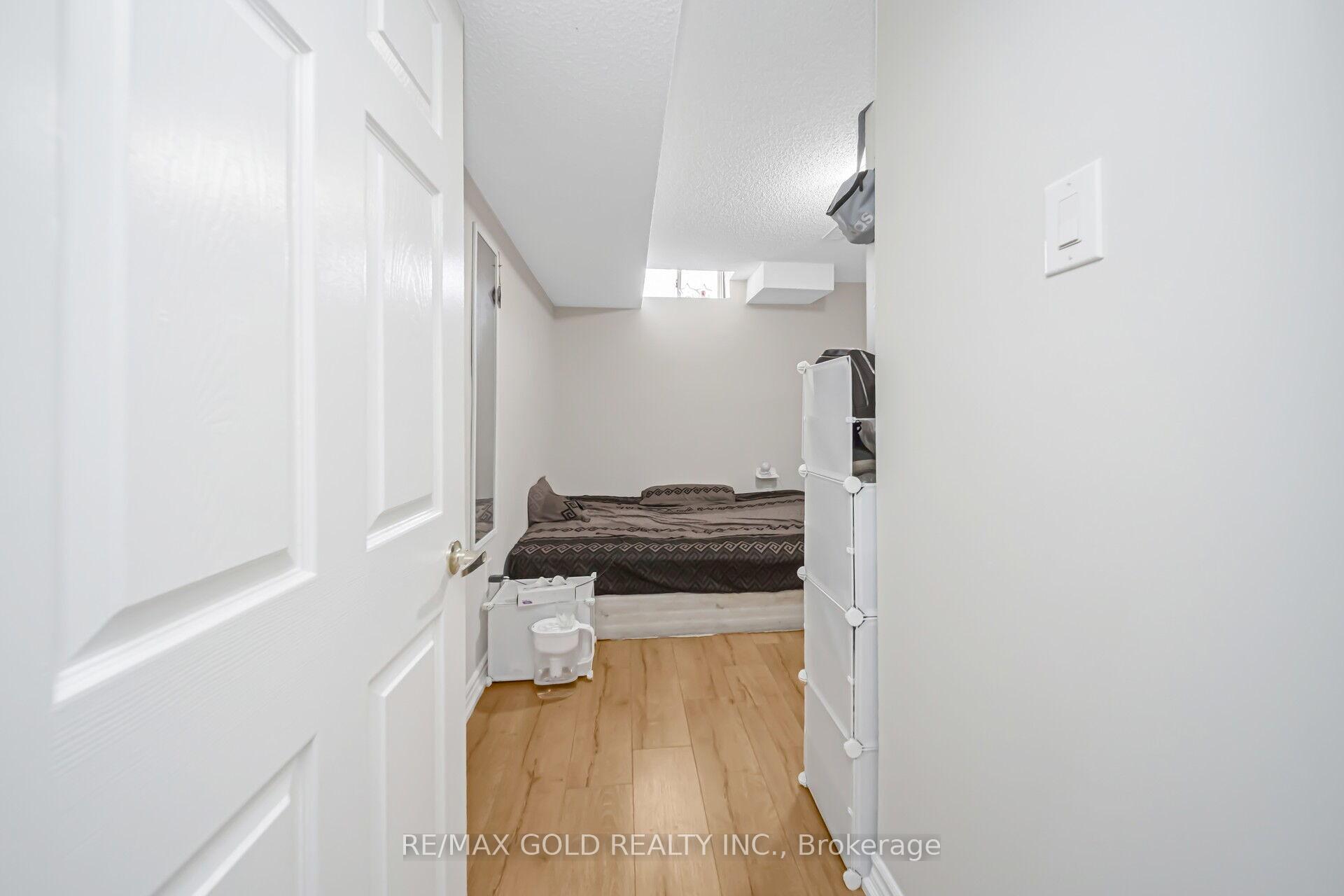 Photo 24 of 167 Ecclestone Drive, Brampton, Brampton West — HOMEH