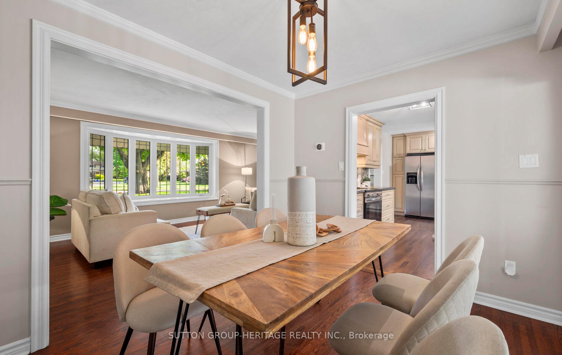 Photo 11 of 4 Clarelyn Boulevard, Ajax, Central West — HOMEH