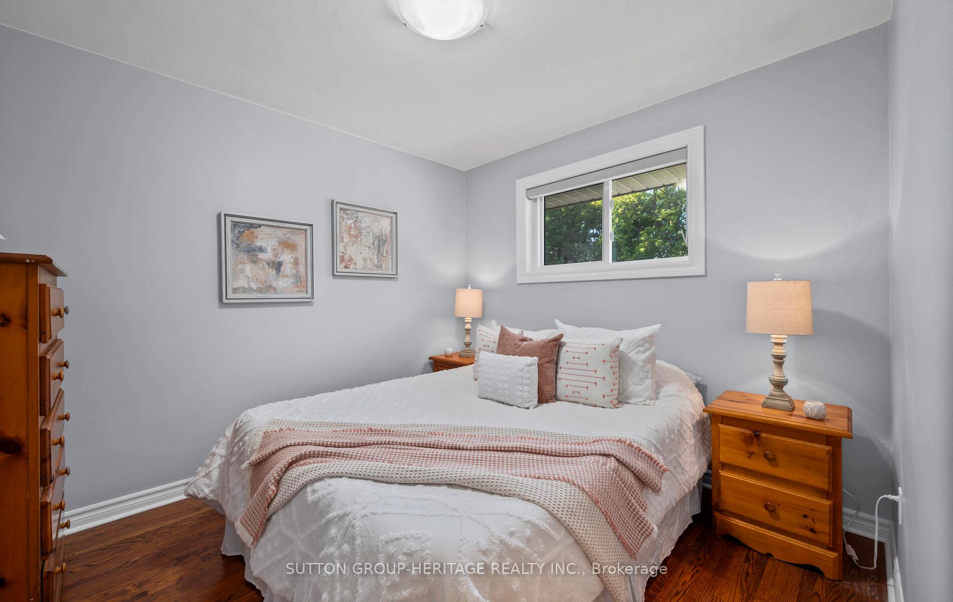 Photo 17 of 4 Clarelyn Boulevard, Ajax, Central West — HOMEH