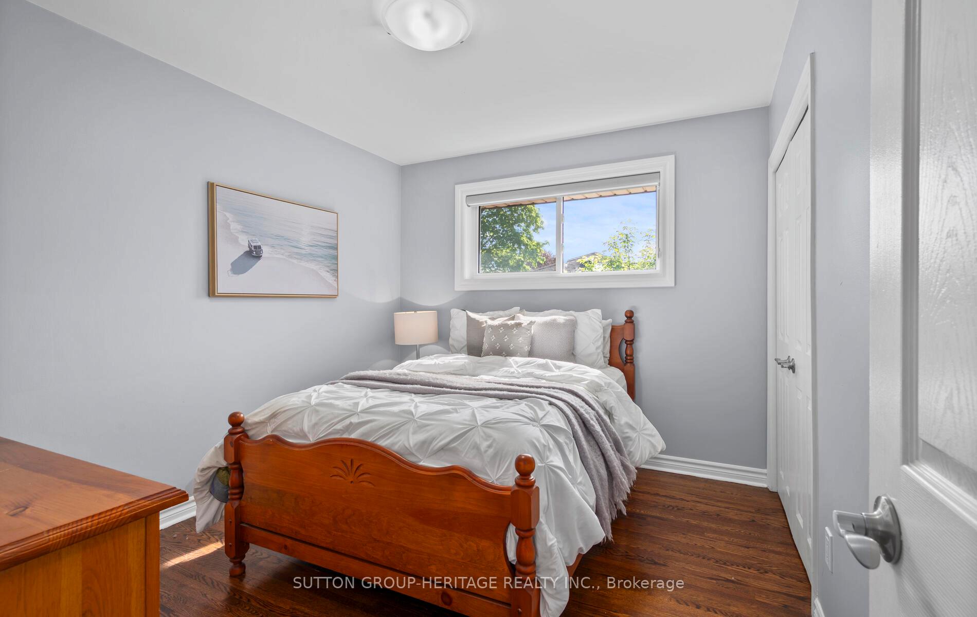 Photo 18 of 4 Clarelyn Boulevard, Ajax, Central West — HOMEH