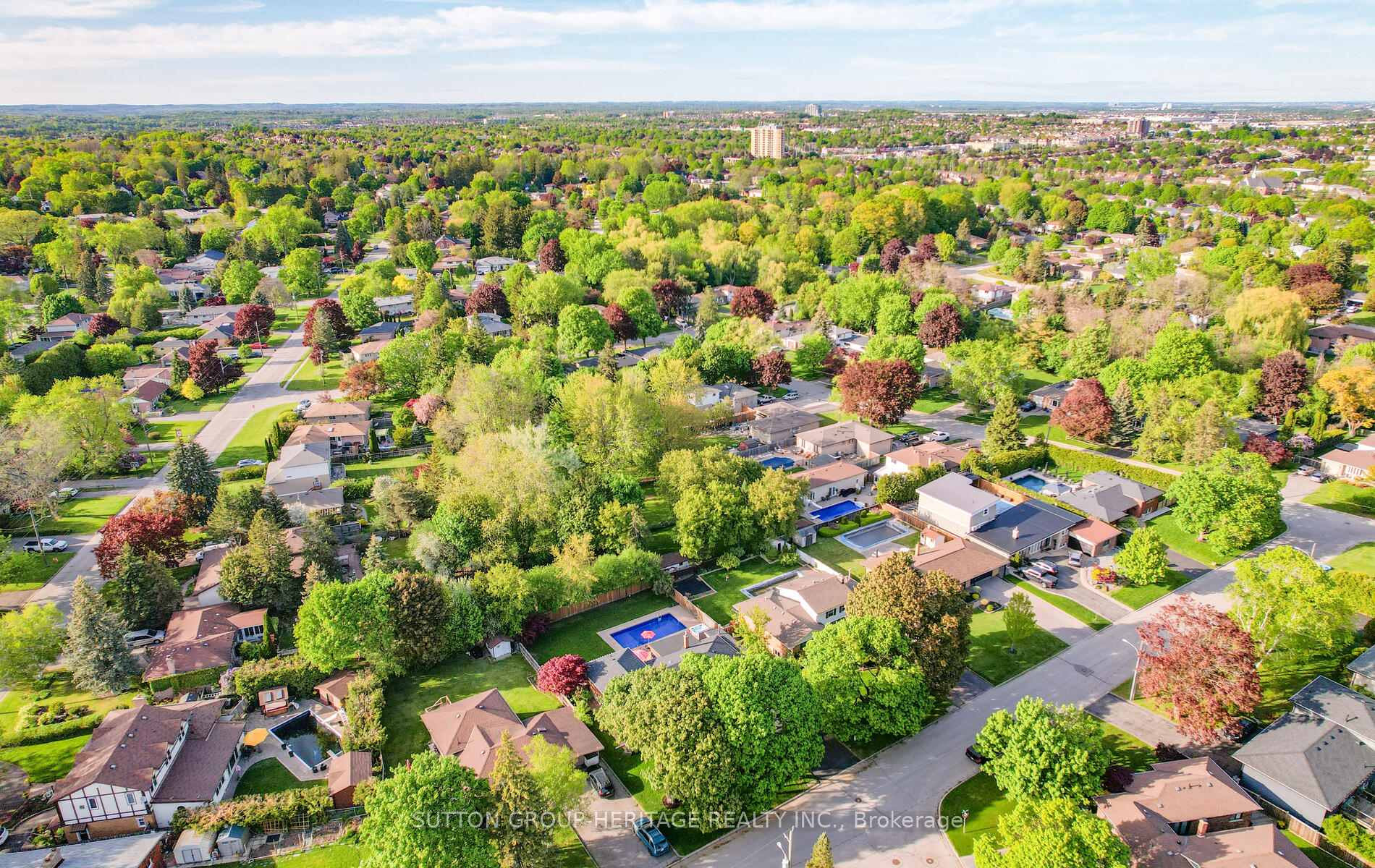 Photo 37 of 4 Clarelyn Boulevard, Ajax, Central West — HOMEH